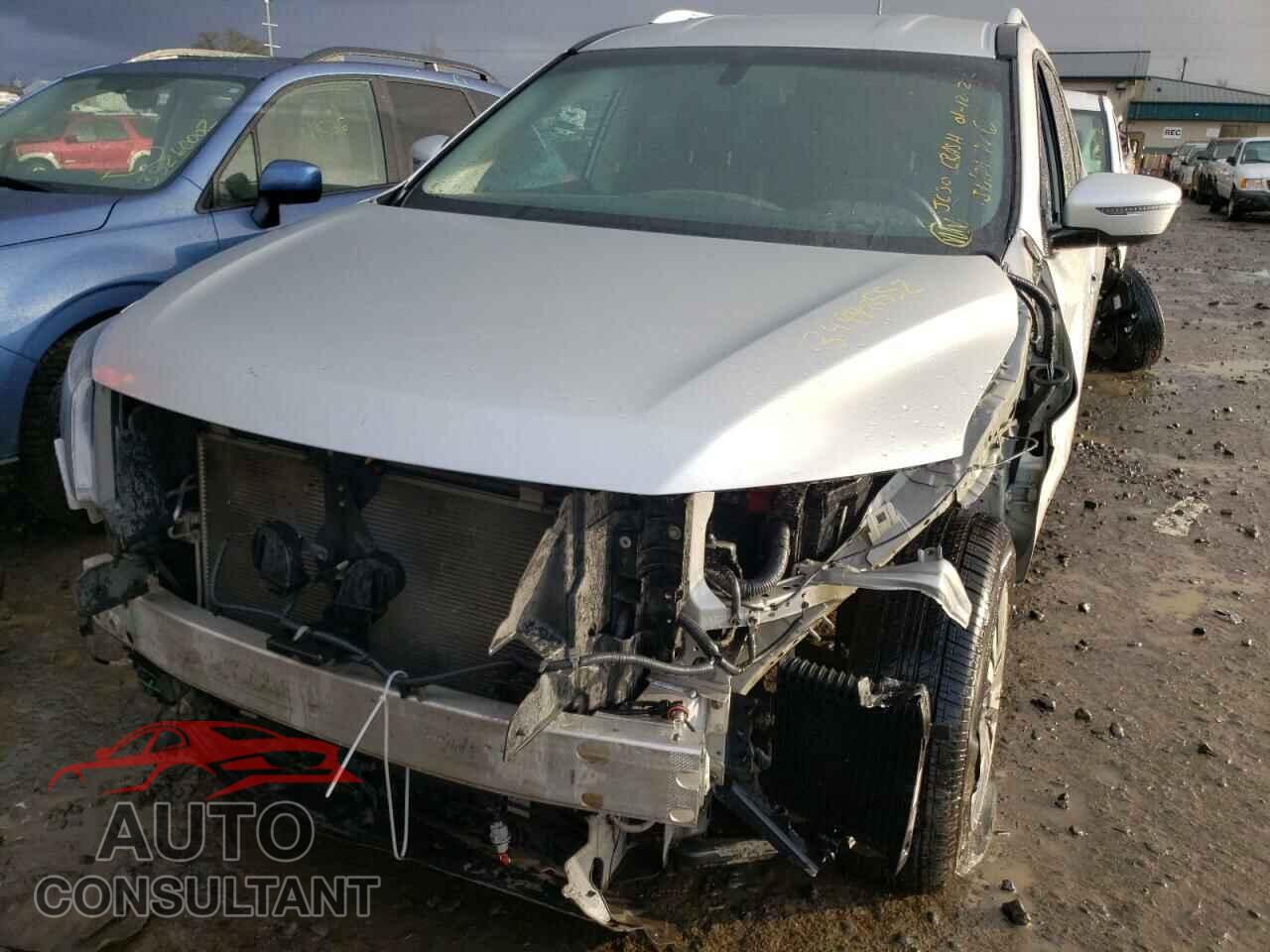 NISSAN PATHFINDER 2019 - 5N1DR2MM1KC596880