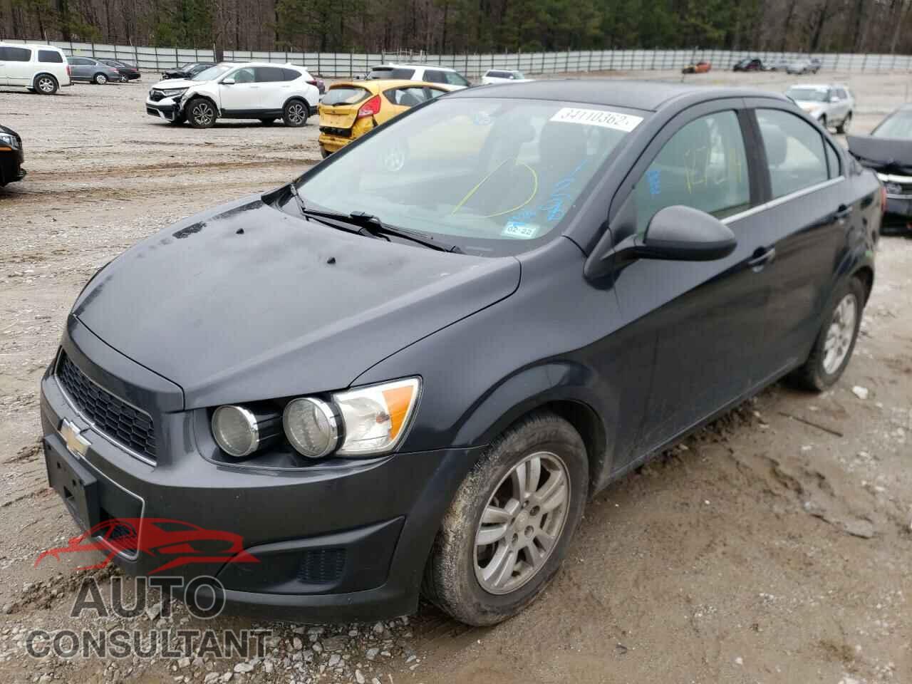 CHEVROLET SONIC 2015 - 3FA6P0K91HR189907