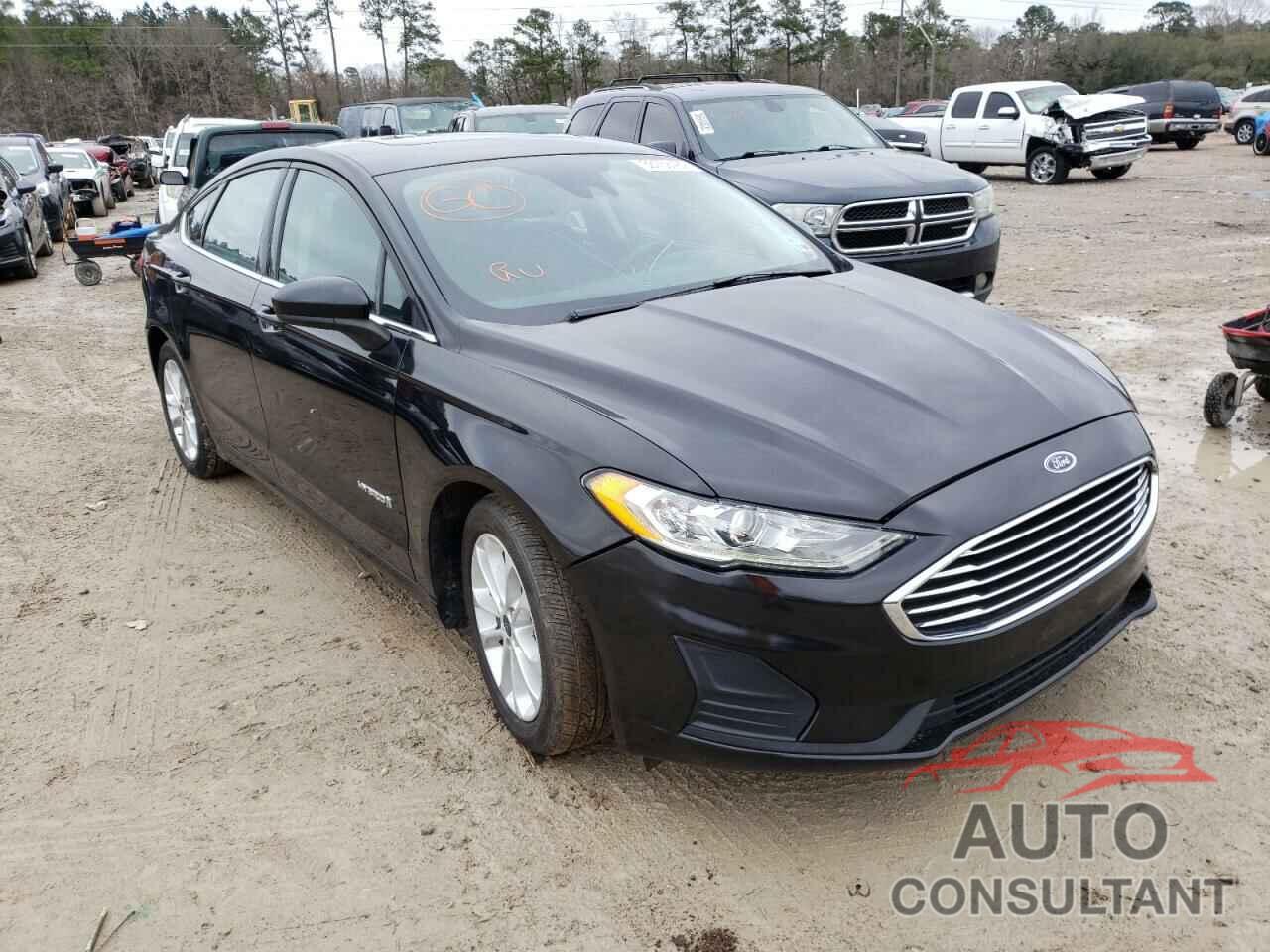 FORD FUSION 2019 - 3FA6P0LUXKR143972