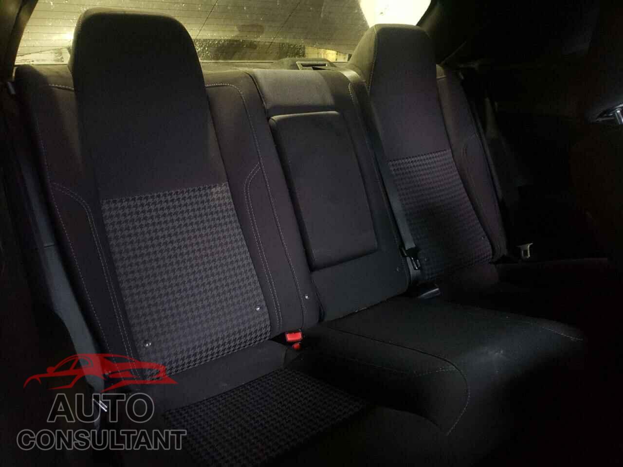 DODGE CHALLENGER 2017 - 2C3CDZBTXHH604745
