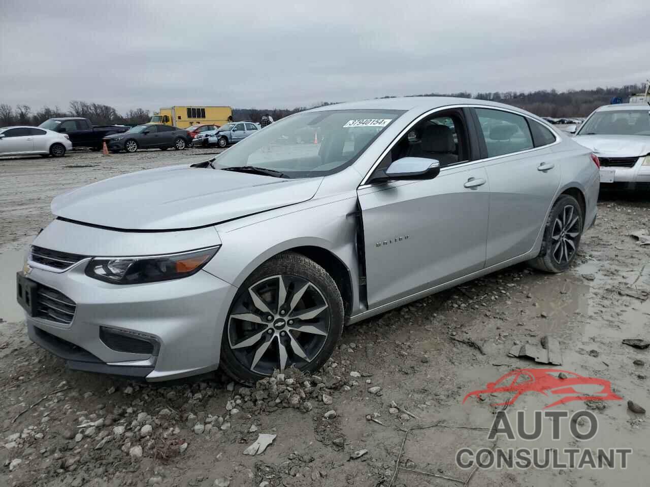 CHEVROLET MALIBU 2018 - 1G1ZD5ST1JF285413