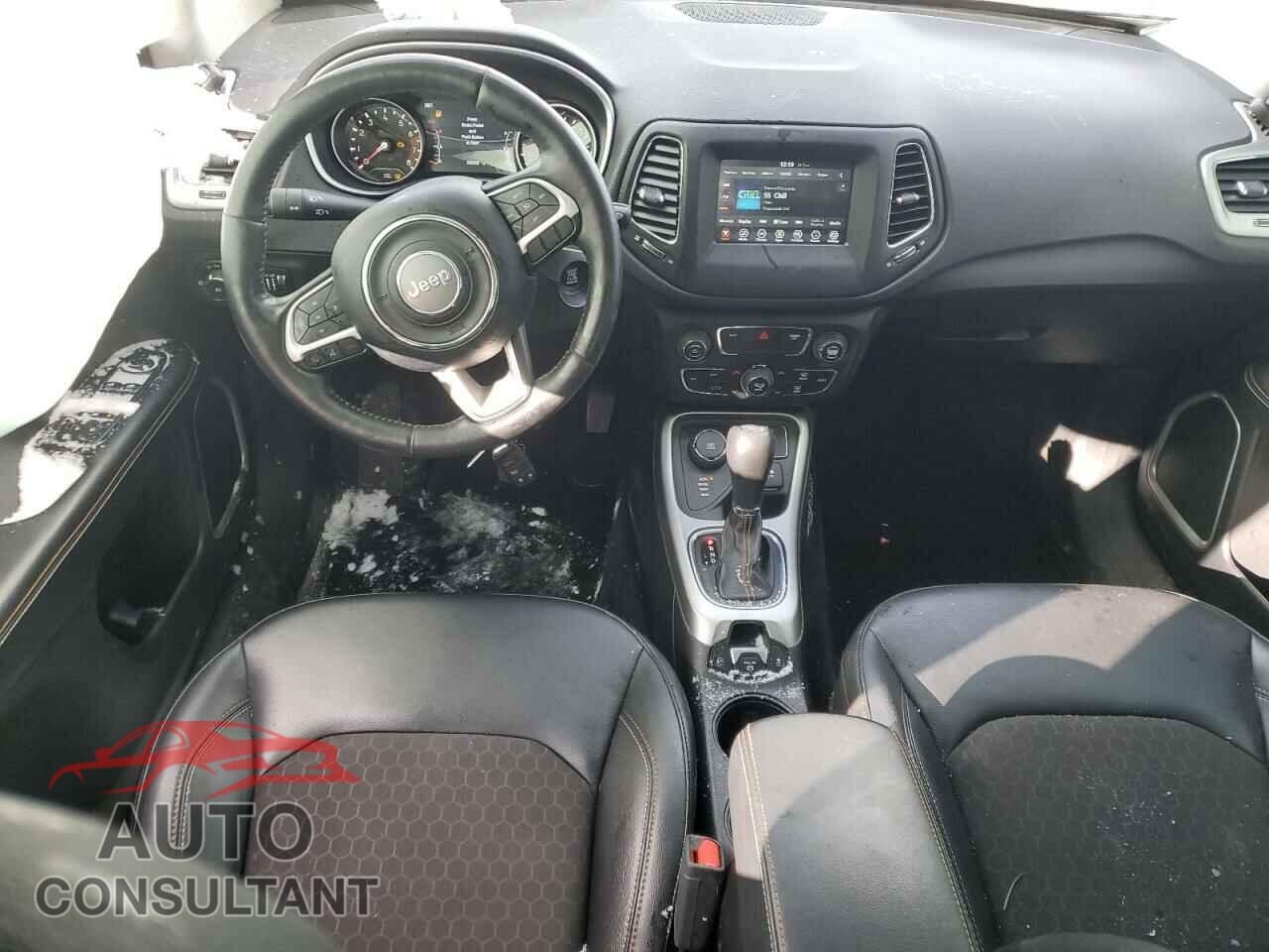 JEEP COMPASS 2020 - 3C4NJDBB5LT101499