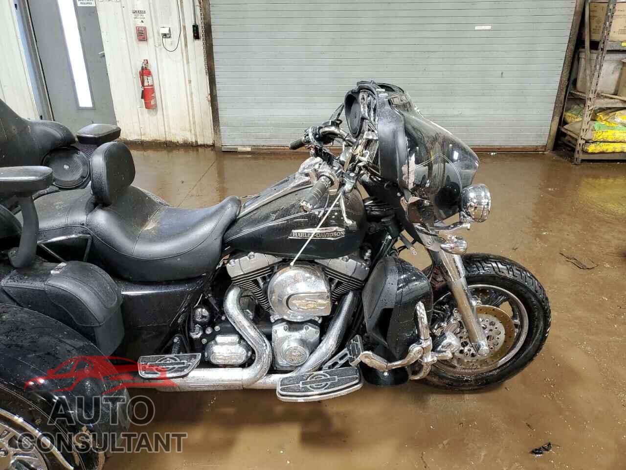 HARLEY-DAVIDSON FL 2014 - 1HD1MAL16EB855881