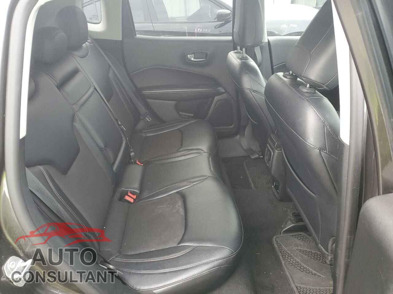 JEEP COMPASS 2017 - 3C4NJDBB8HT640044