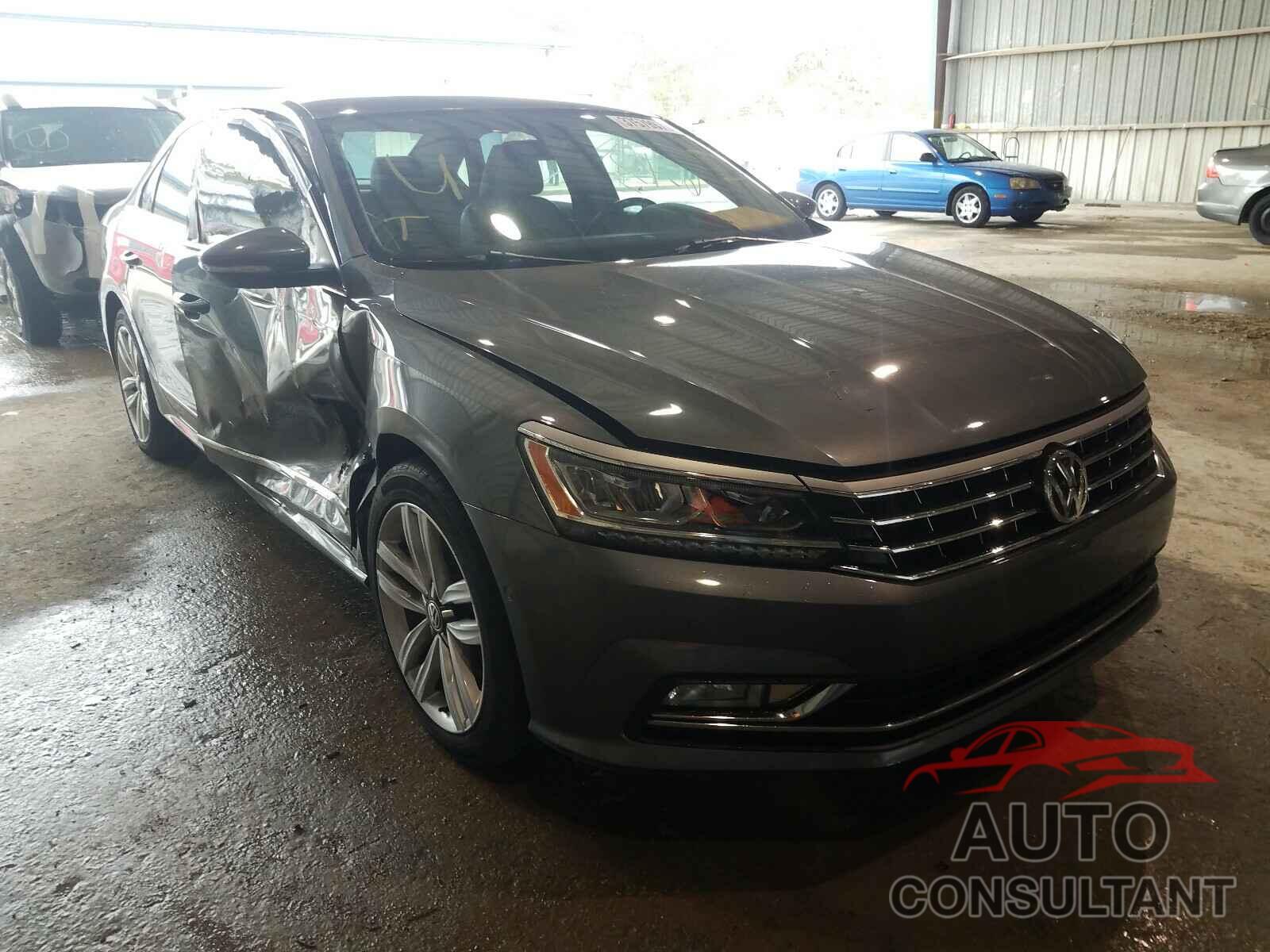 VOLKSWAGEN PASSAT 2017 - 1VWCT7A38HC068673