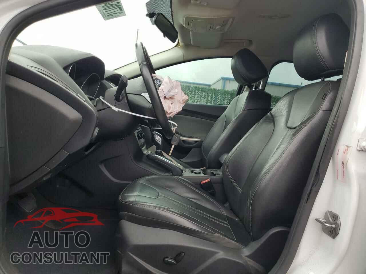 FORD FOCUS 2013 - 1FADP3F2XDL376156