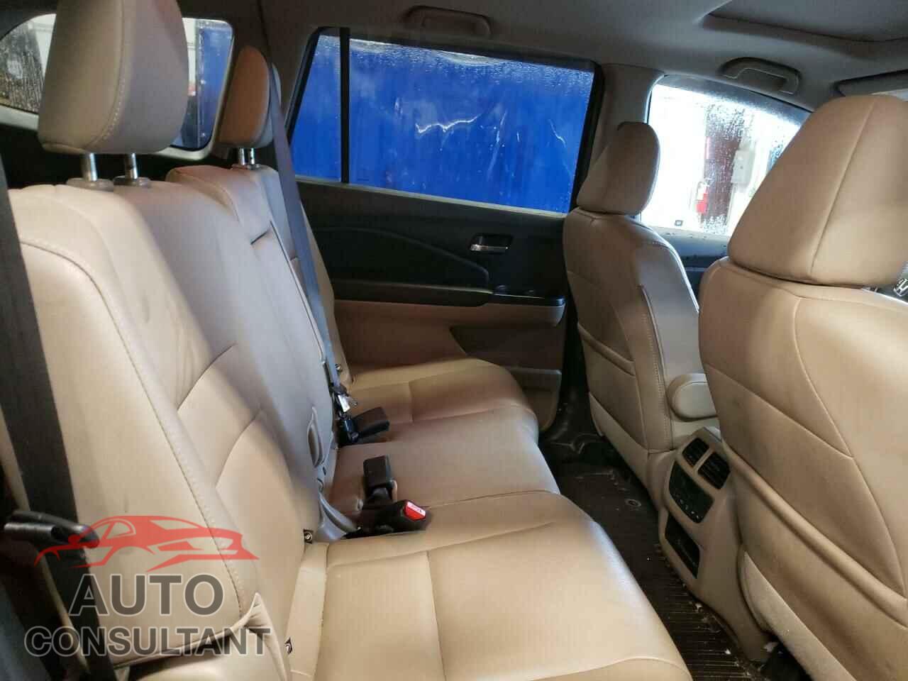 HONDA PILOT 2017 - 5FNYF6H55HB044240