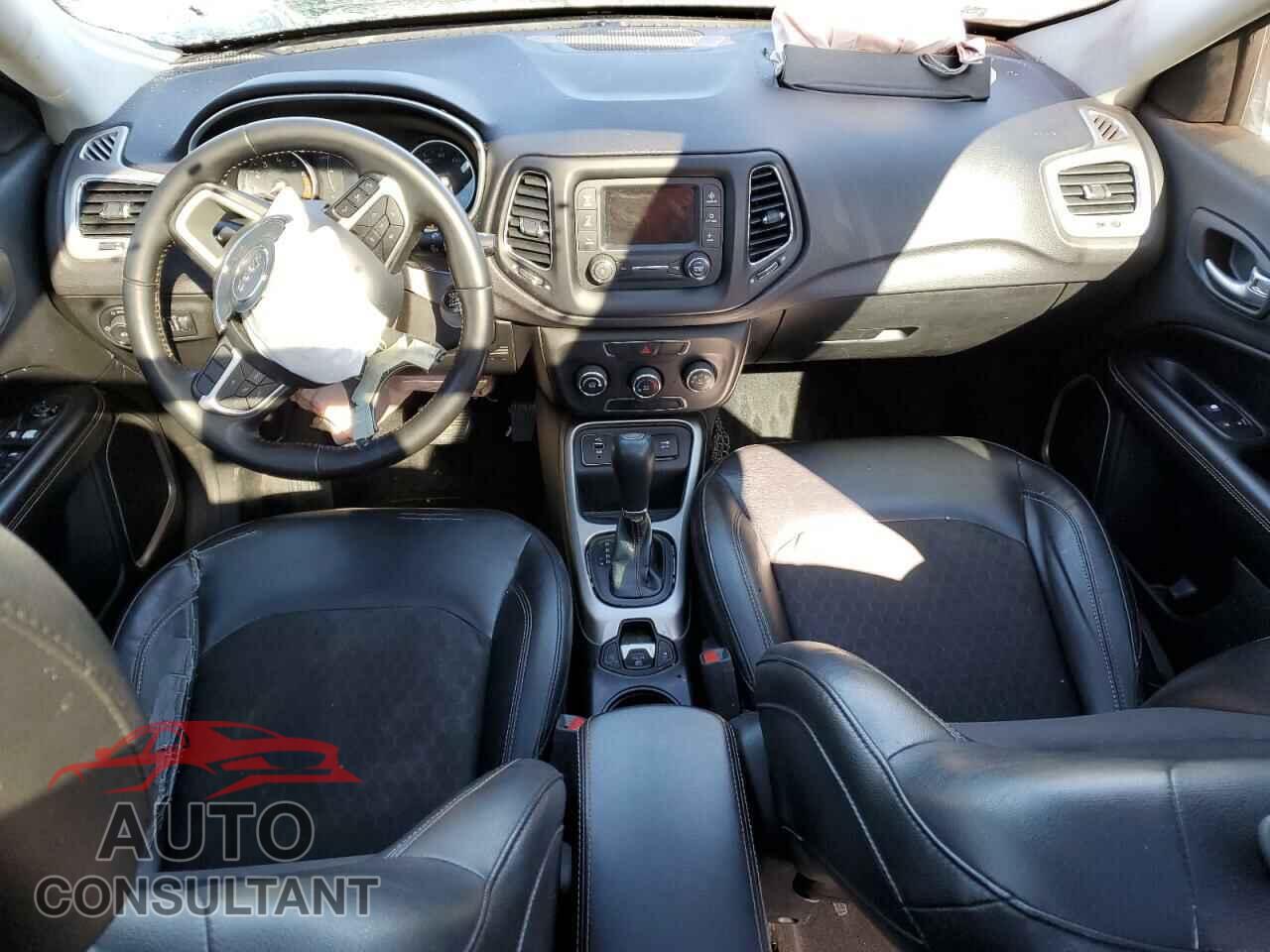 JEEP COMPASS 2018 - 3C4NJCBB0JT471430