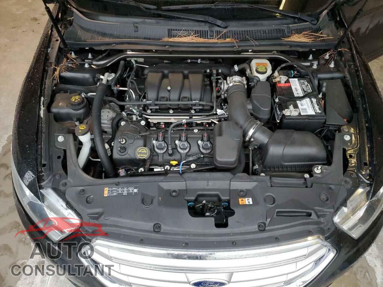 FORD TAURUS 2015 - 1FAHP2E82FG194044