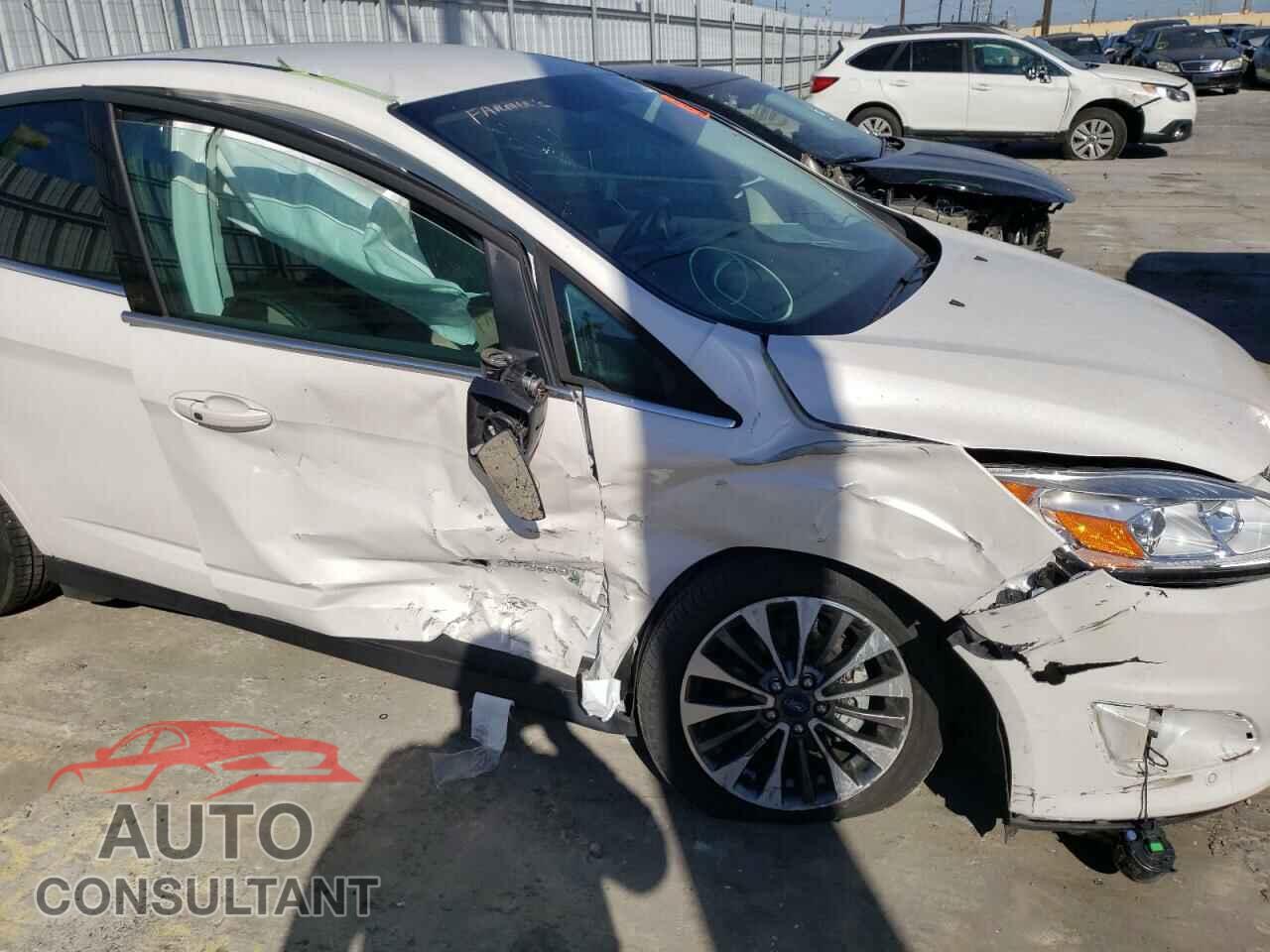 FORD CMAX 2018 - 1FADP5DU4JL101944