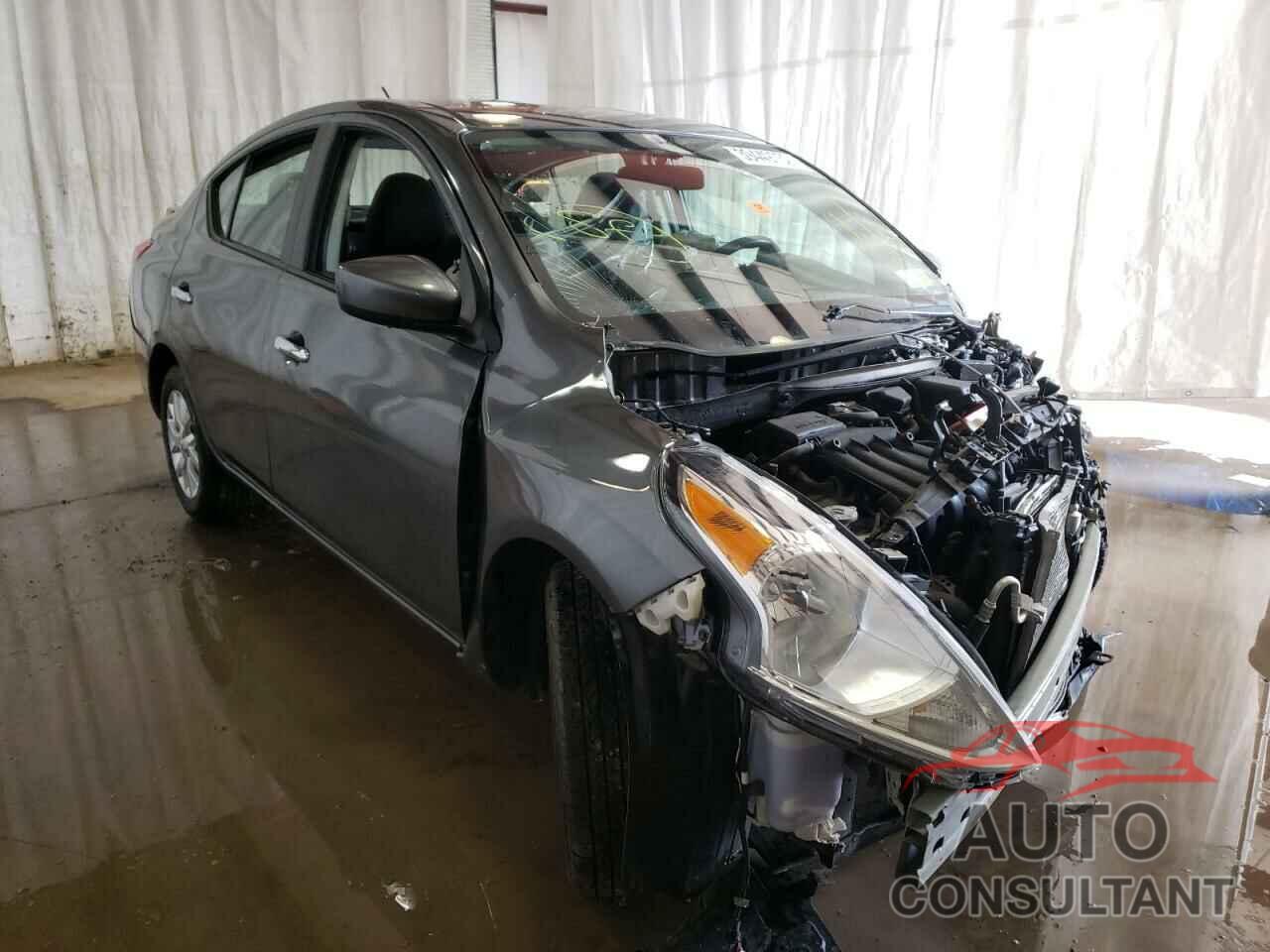 NISSAN VERSA 2018 - 3N1CN7AP8JL880956