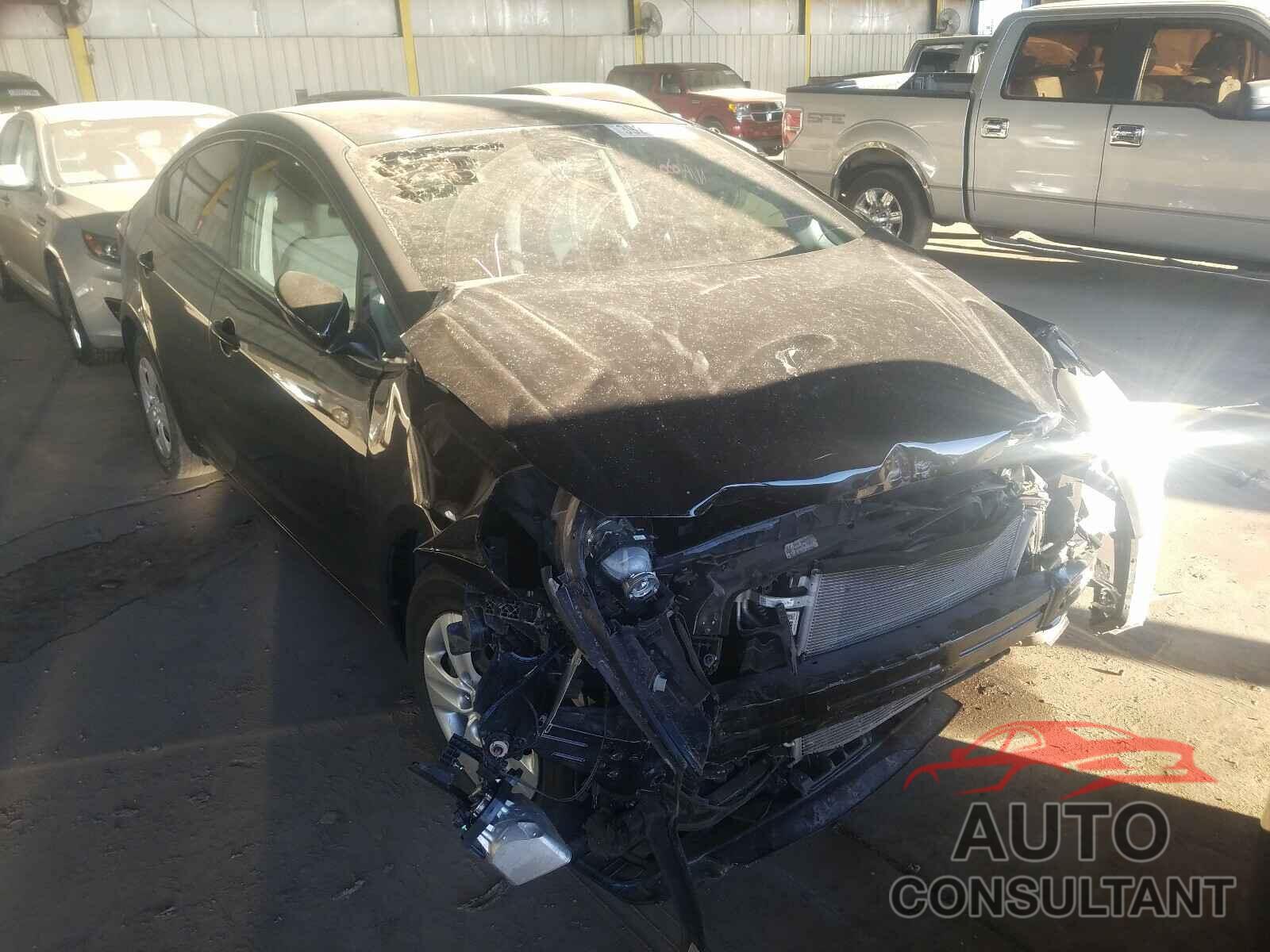 KIA FORTE 2018 - 3KPFK4A76JE219061