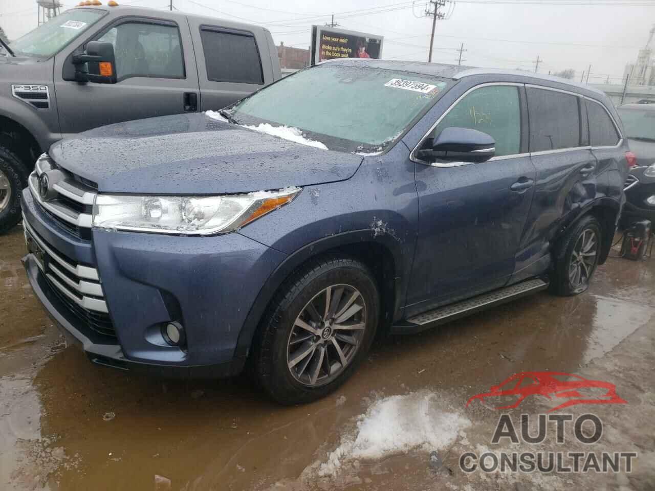 TOYOTA HIGHLANDER 2018 - 5TDJZRFH2JS890334