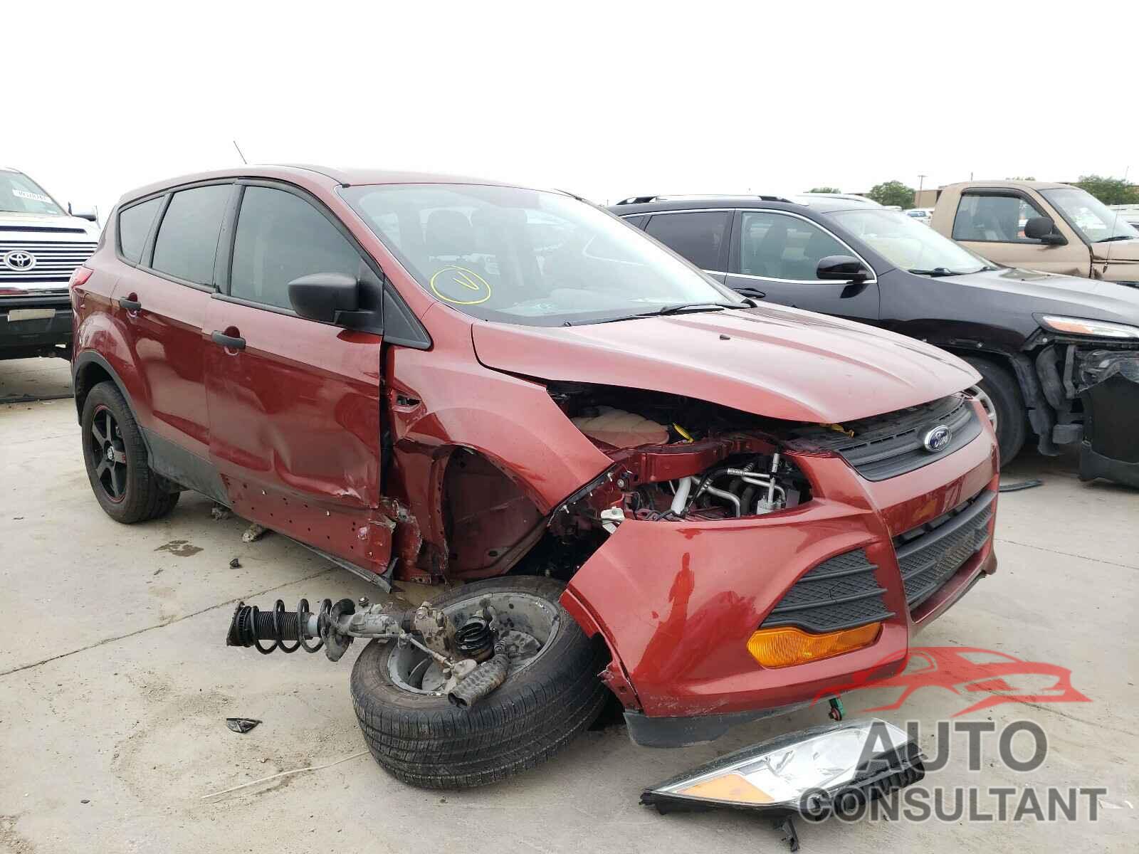 FORD ESCAPE 2016 - 1FMCU0F77GUC10616