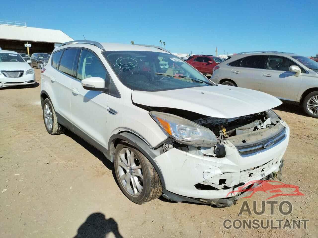 FORD ESCAPE 2016 - 1FMCU0J93GUC88805
