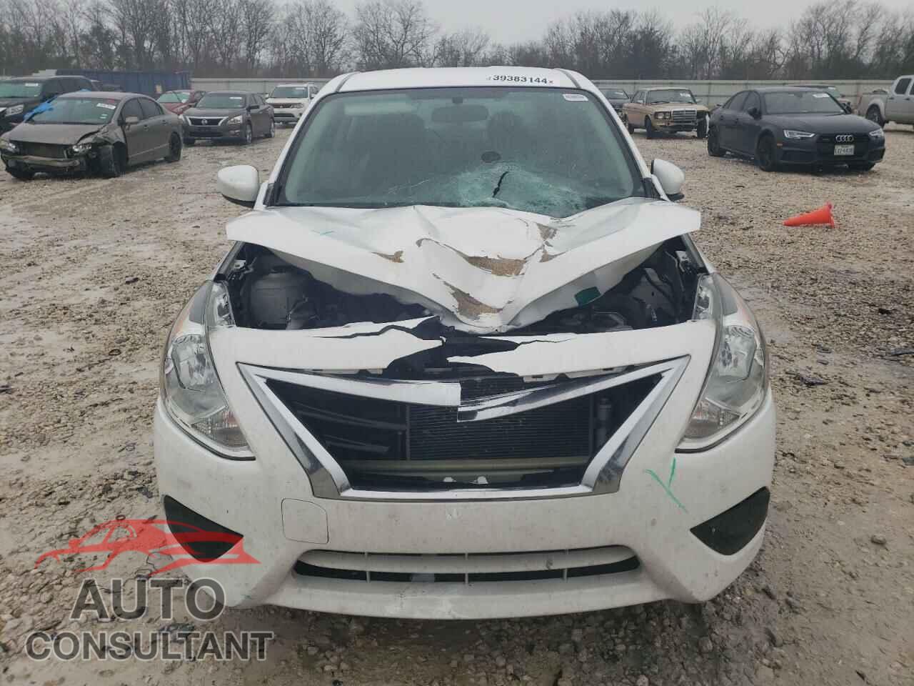 NISSAN VERSA 2019 - 3N1CN7AP3KL814607