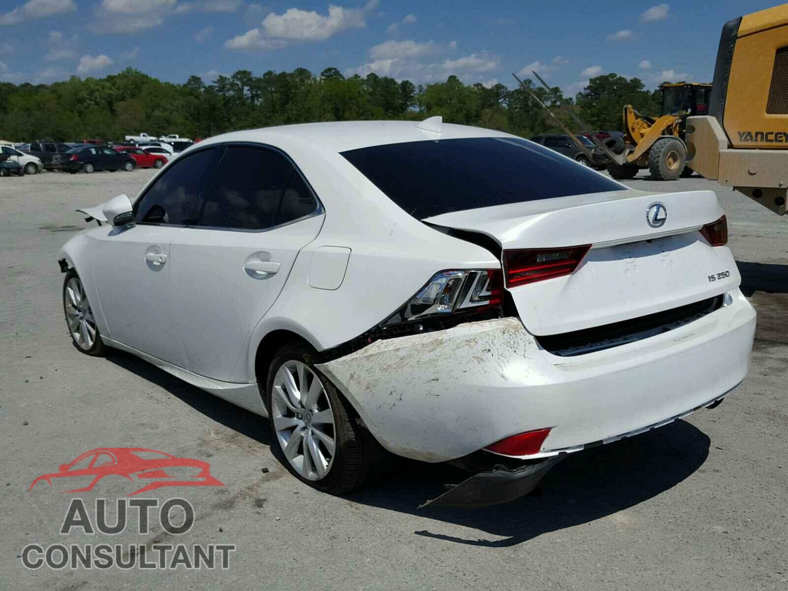 LEXUS IS250 2015 - JTHBF1D27F5058738