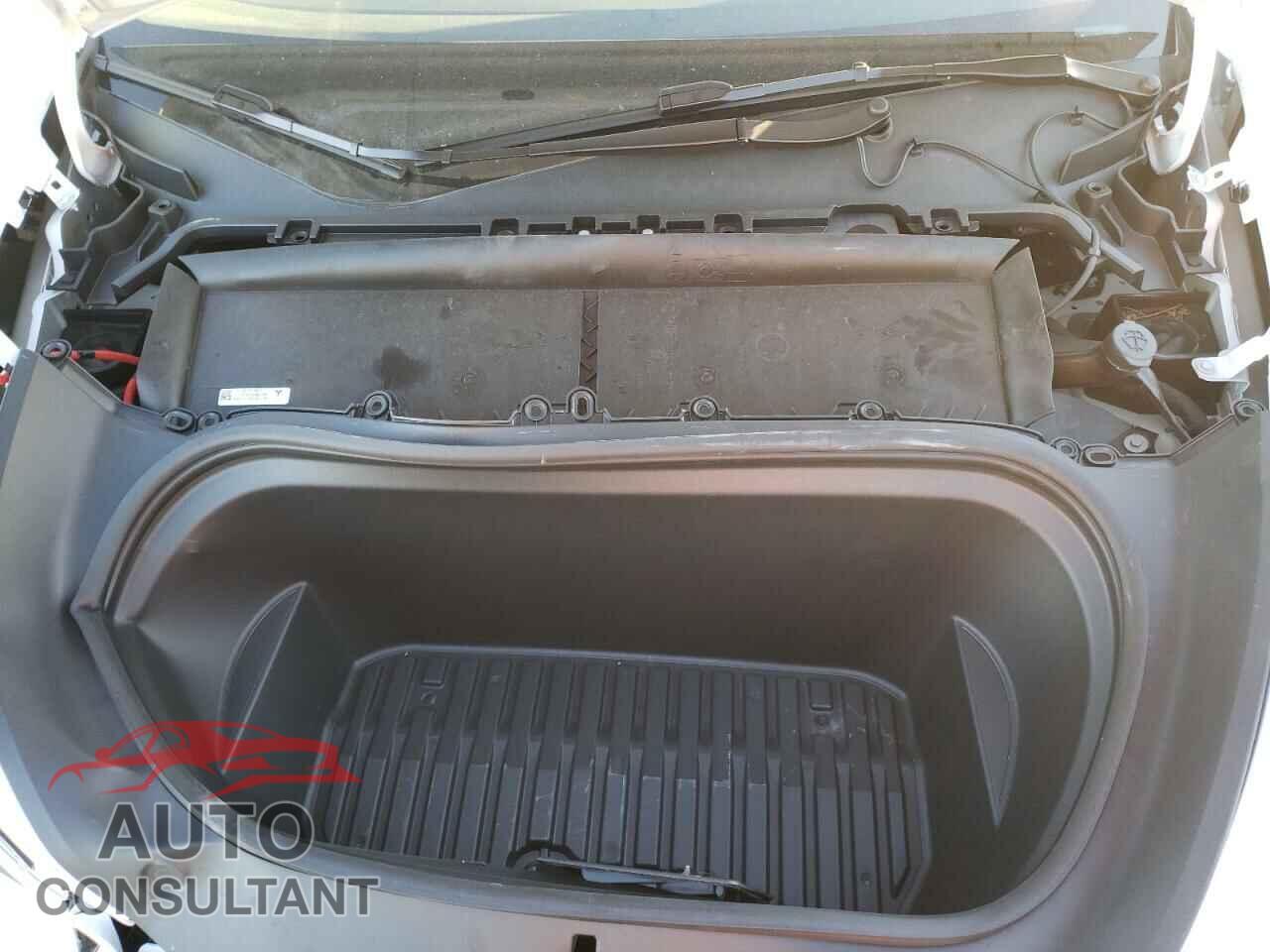TESLA MODEL Y 2021 - 5YJYGDEF7MF264066