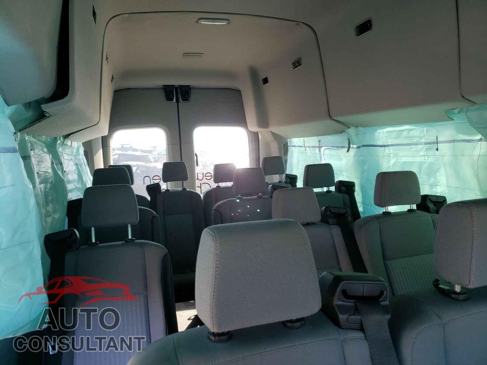 FORD TRANSIT CO 2018 - 1FBVU4XG5JKB04420