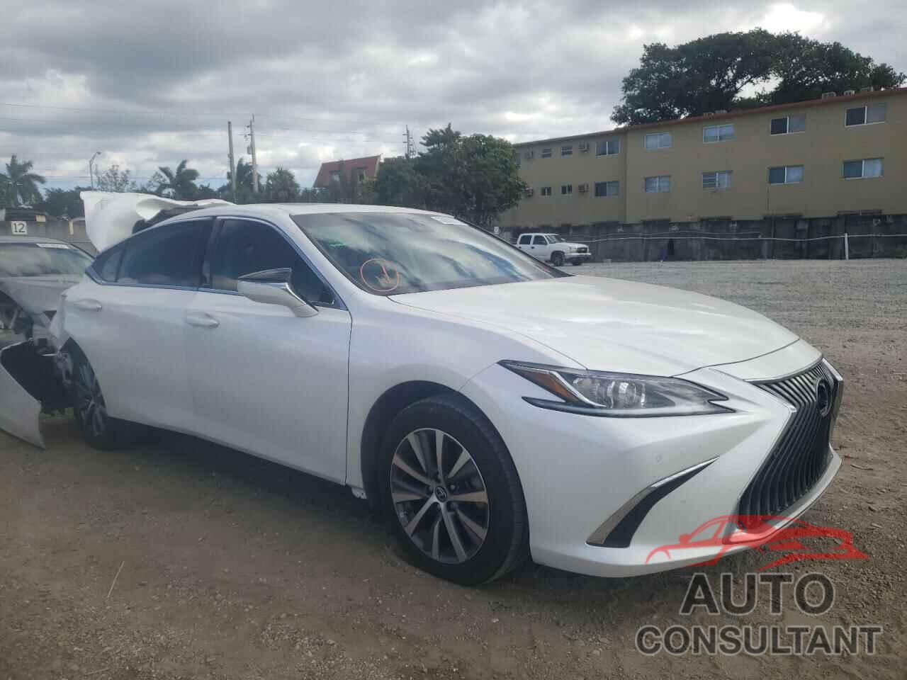 LEXUS ES350 2021 - 58ADZ1B11MU094511