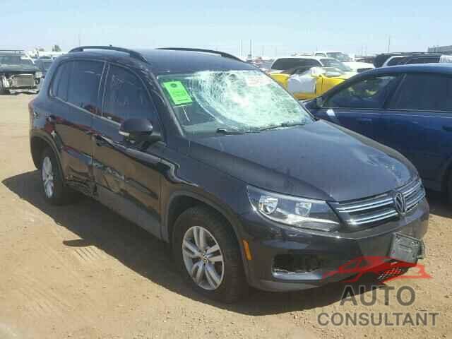 VOLKSWAGEN TIGUAN 2017 - WVGBV7AX1HK007727