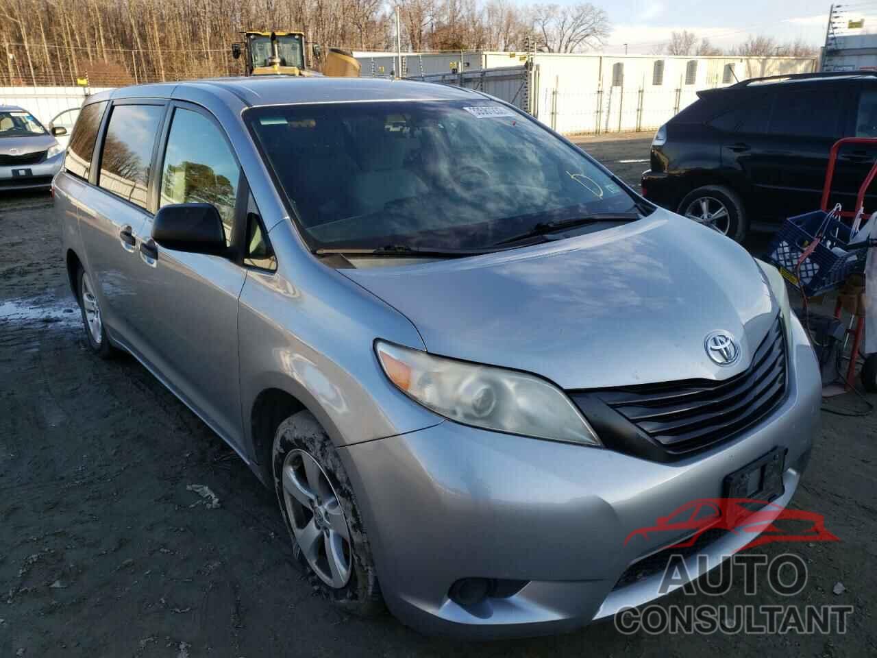 TOYOTA SIENNA 2016 - 5TDZK3DC3GS711013