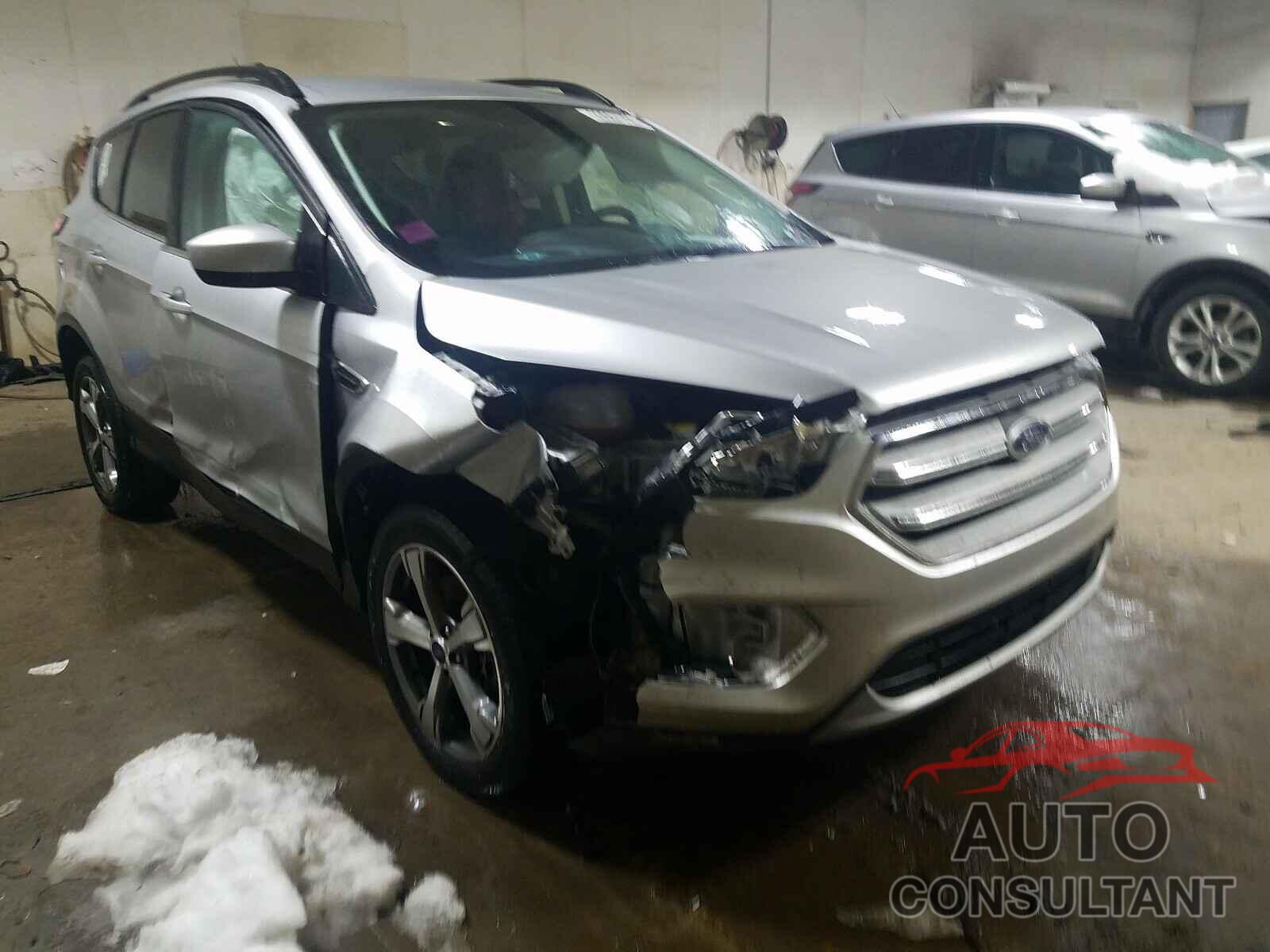 FORD ESCAPE 2017 - SHHFK7H92LU217411