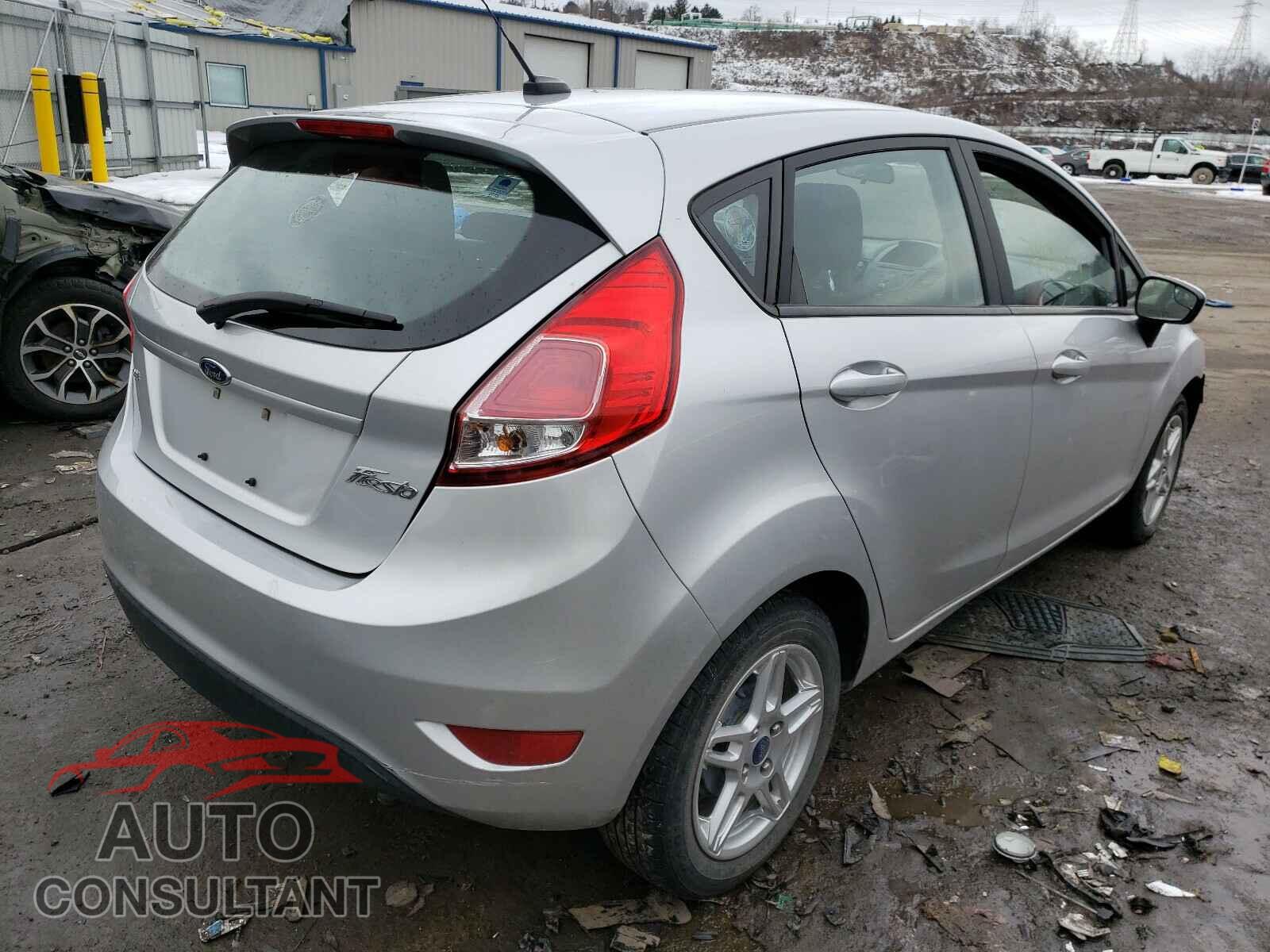 FORD FIESTA 2017 - 3FADP4EJ8HM119502