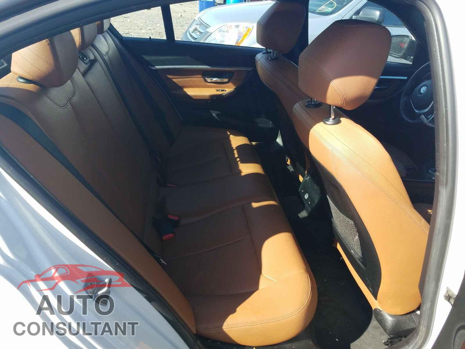 BMW 3 SERIES 2016 - WBA8E3G55GNU38529