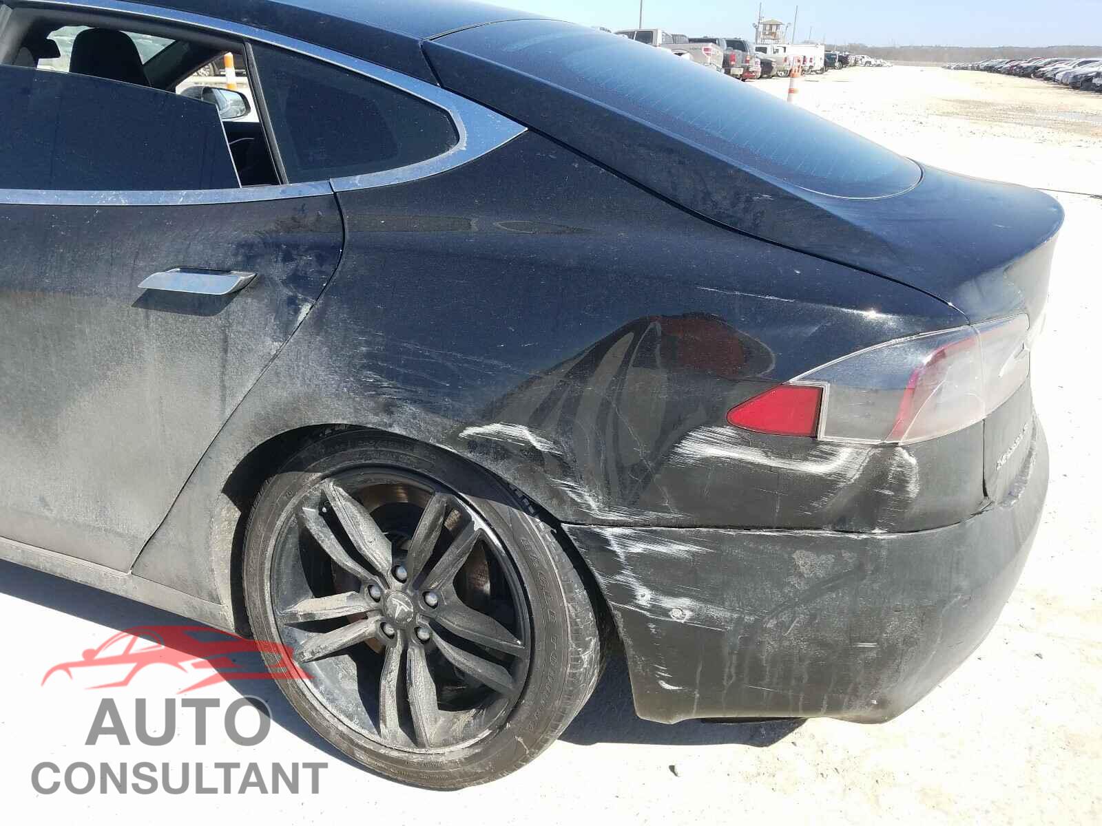 TESLA MODEL S 2017 - 5YJSA1E19HF208226