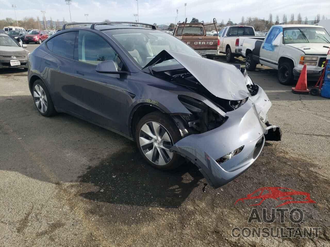 TESLA MODEL Y 2021 - 5YJYGDEE4MF161100