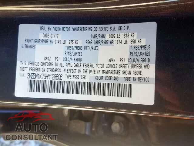MAZDA 3 2017 - 3MZBN1K75HM128606