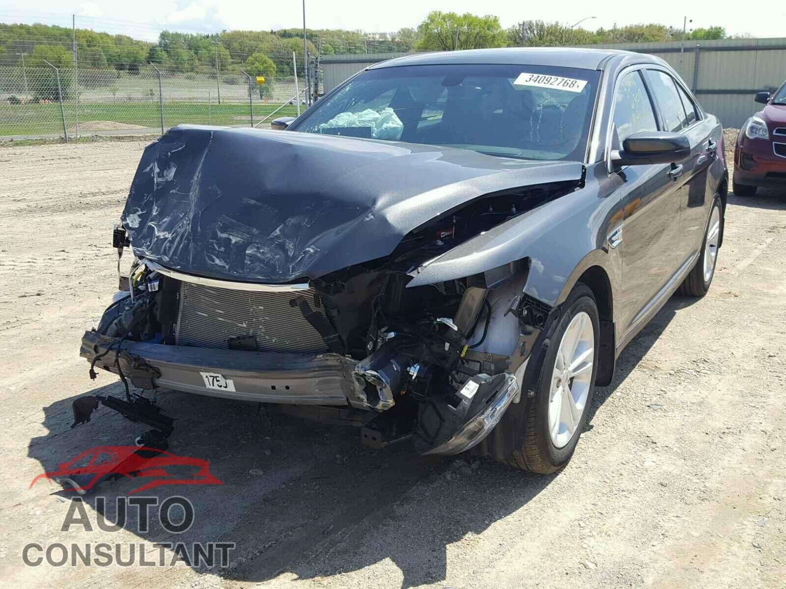 FORD TAURUS 2015 - 1FAHP2E87FG182584
