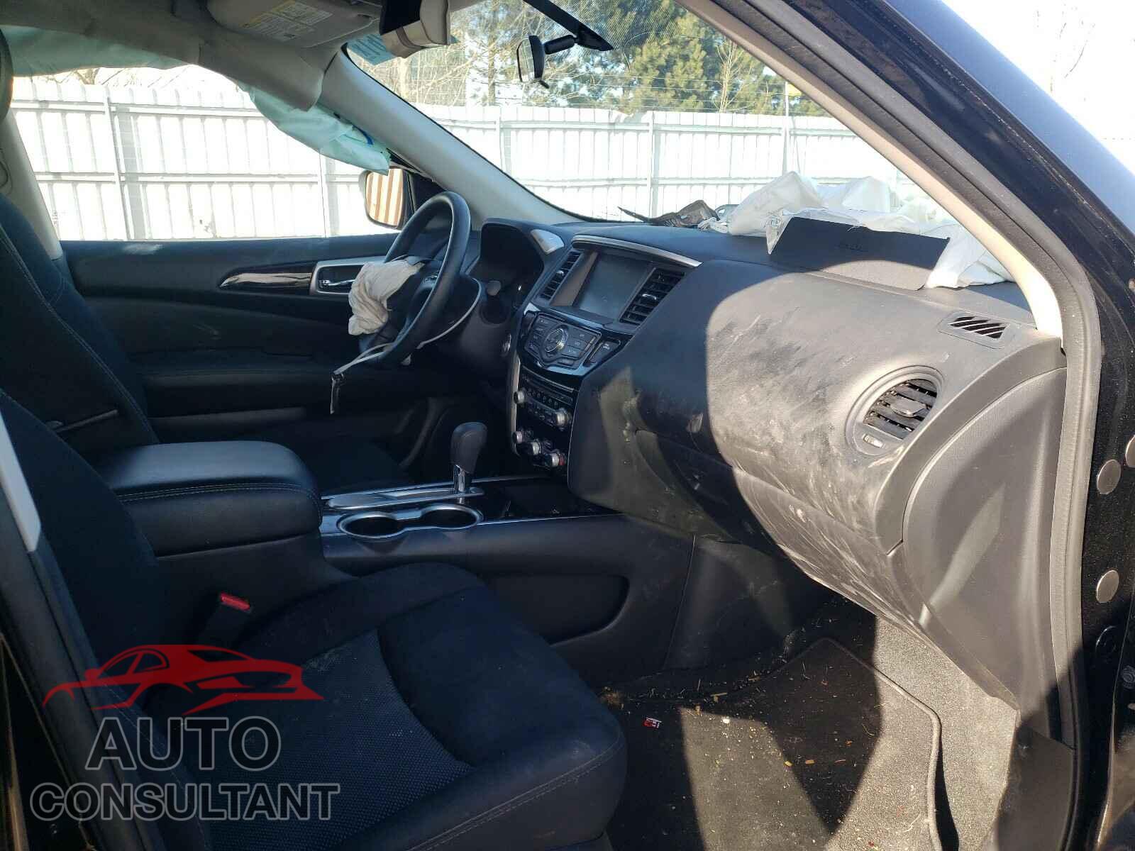 NISSAN PATHFINDER 2018 - 5N1DR2MN6JC602373