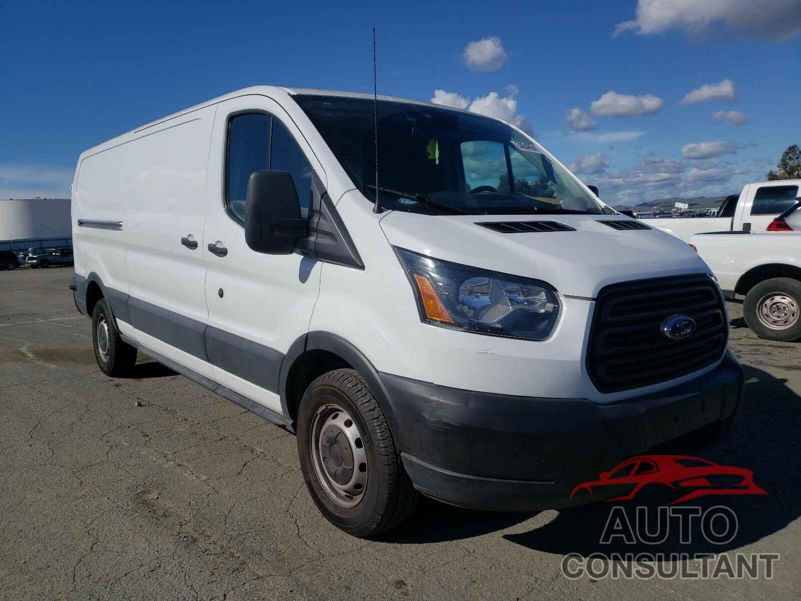 FORD TRANSIT CO 2017 - 1FTYR2YM8HKA28334