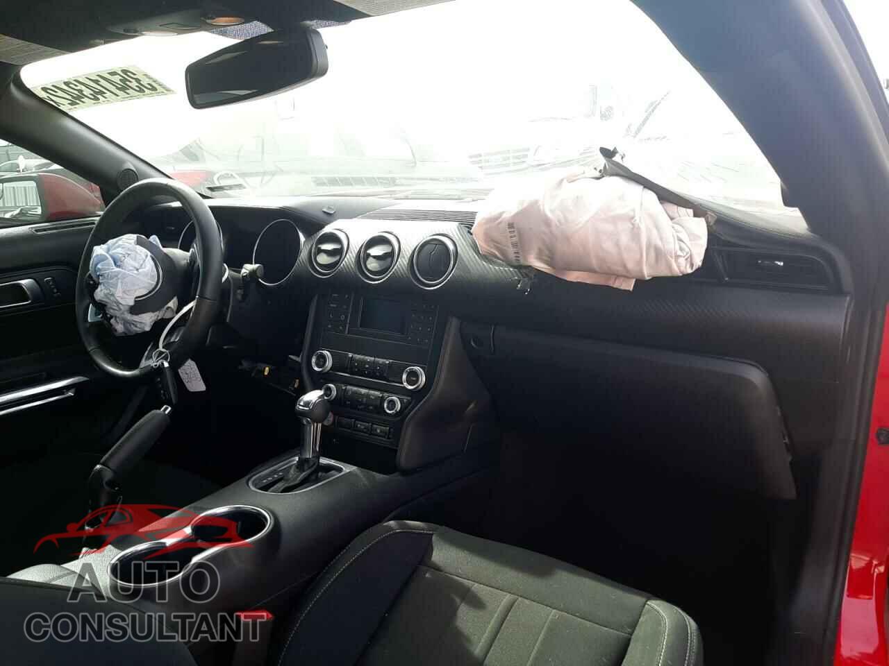 FORD MUSTANG 2020 - 1FA6P8TH5L5163424