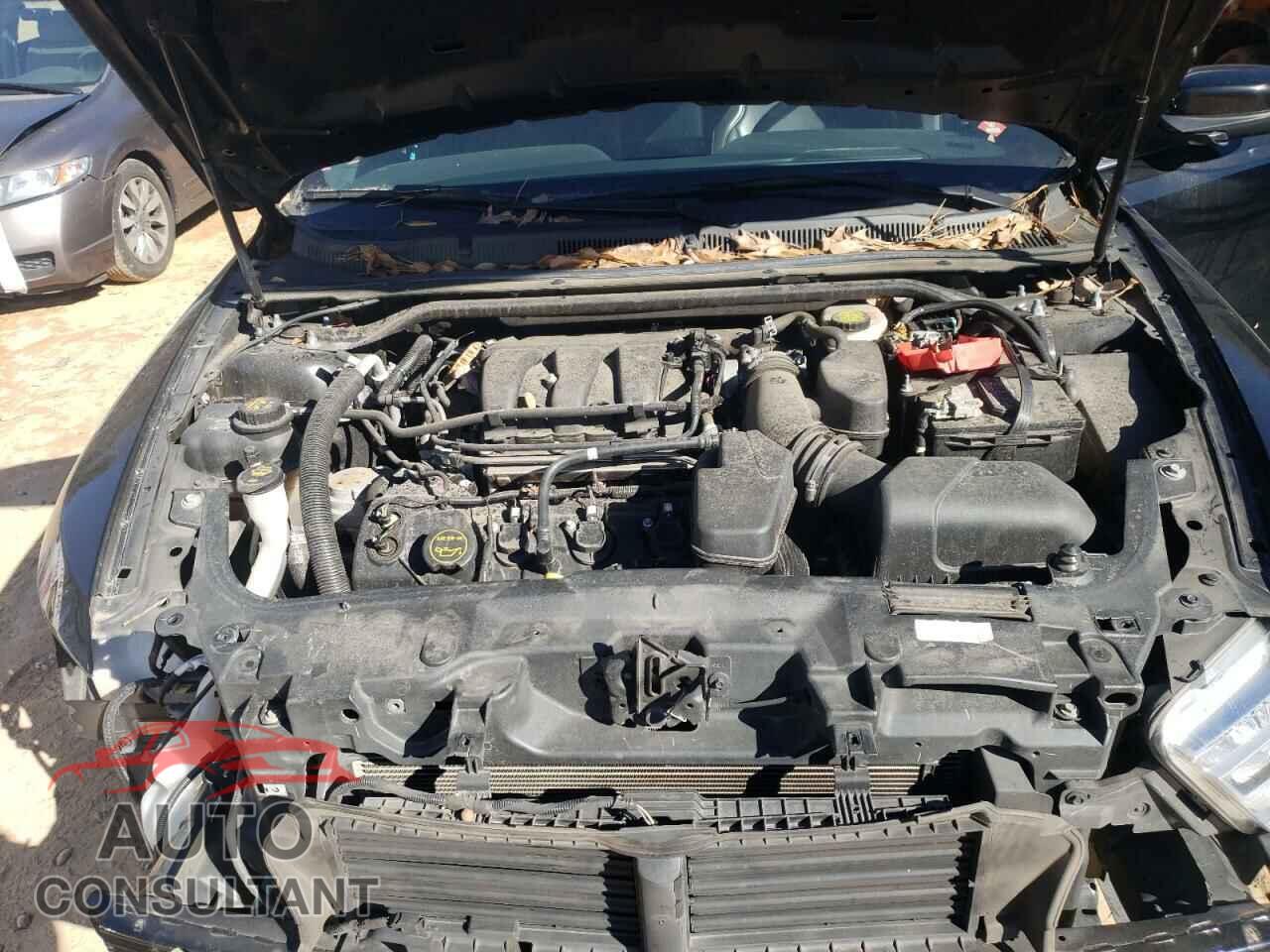 FORD TAURUS 2017 - 1FAHP2E85HG123231
