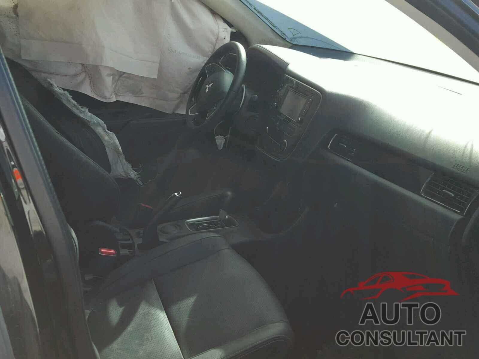MITSUBISHI OUTLANDER 2016 - JA4AD3A33GZ044643