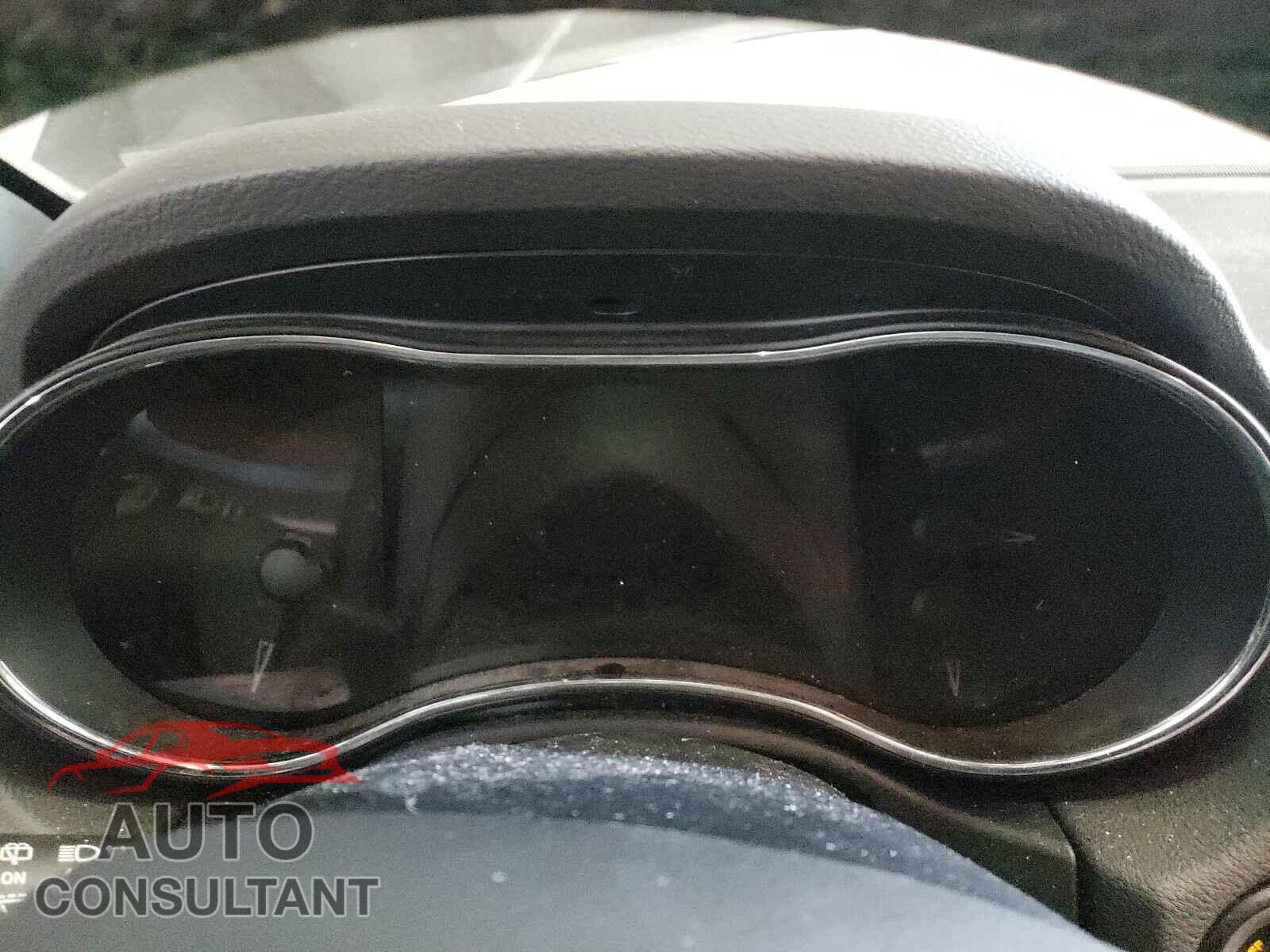DODGE DURANGO 2018 - 1C4RDJAGXJC176180