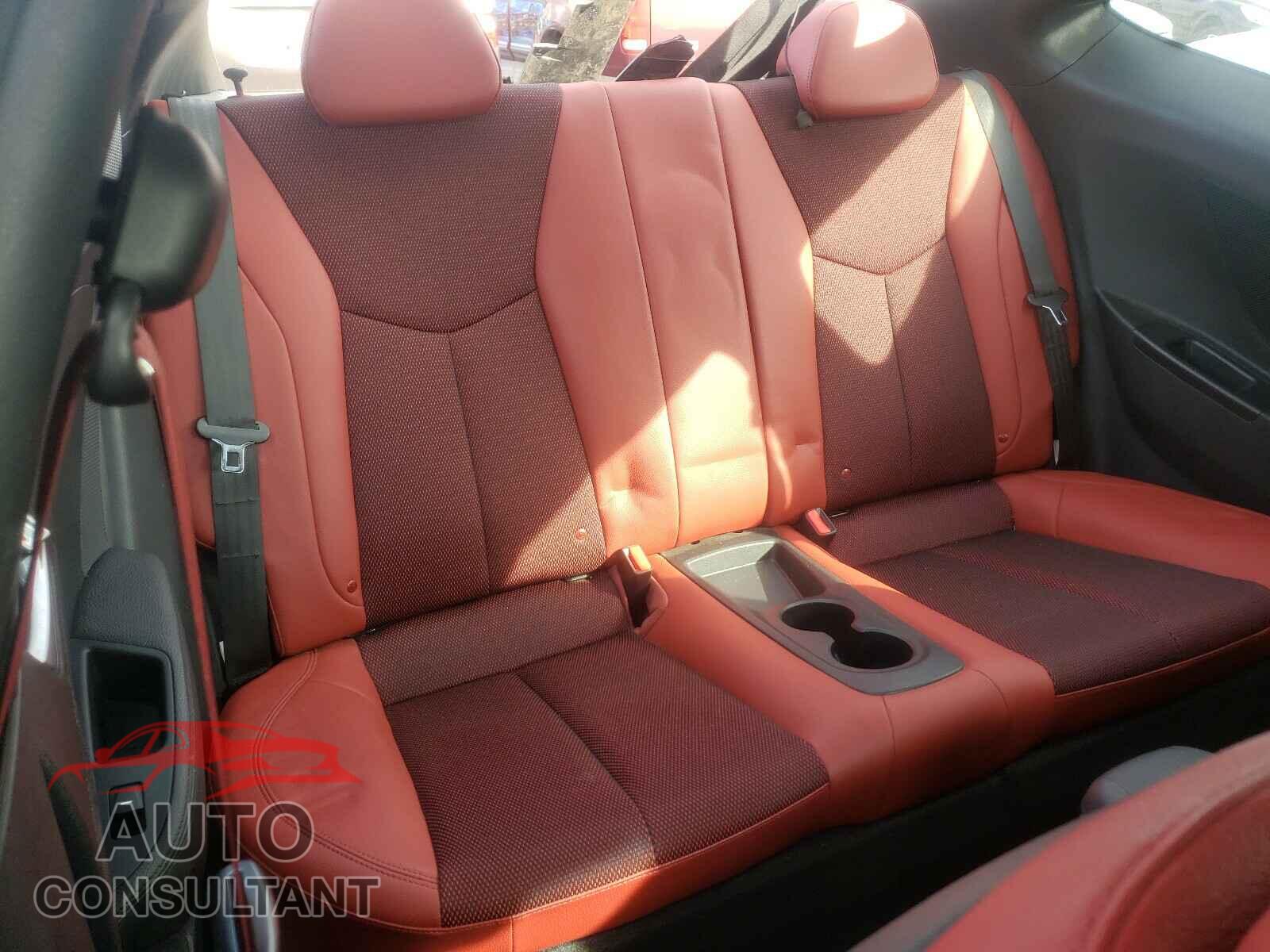 HYUNDAI VELOSTER 2016 - KMHTC6AE8GU283036