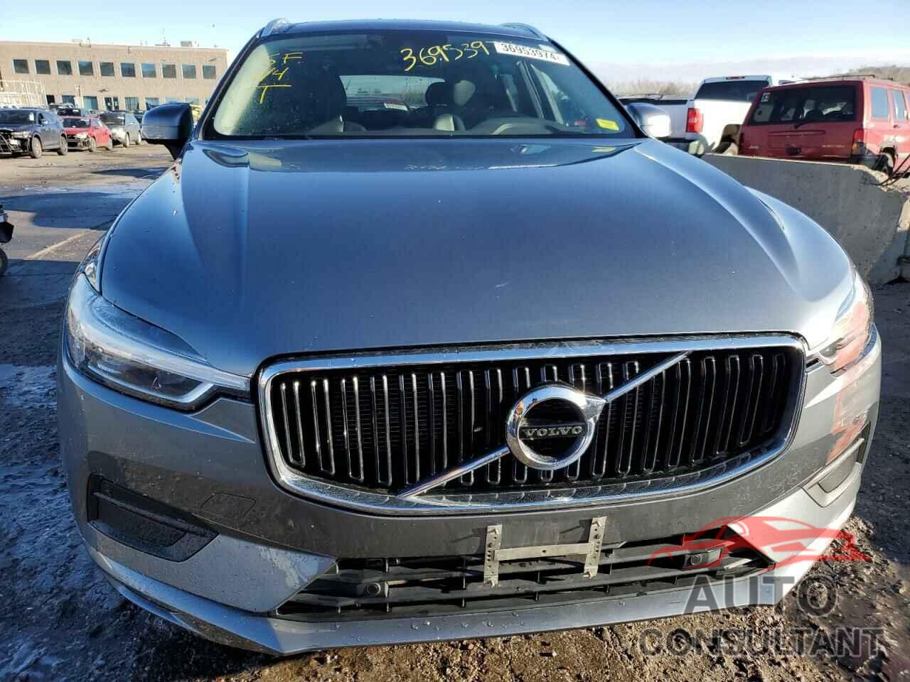 VOLVO XC60 2018 - YV4102RK3J1025407