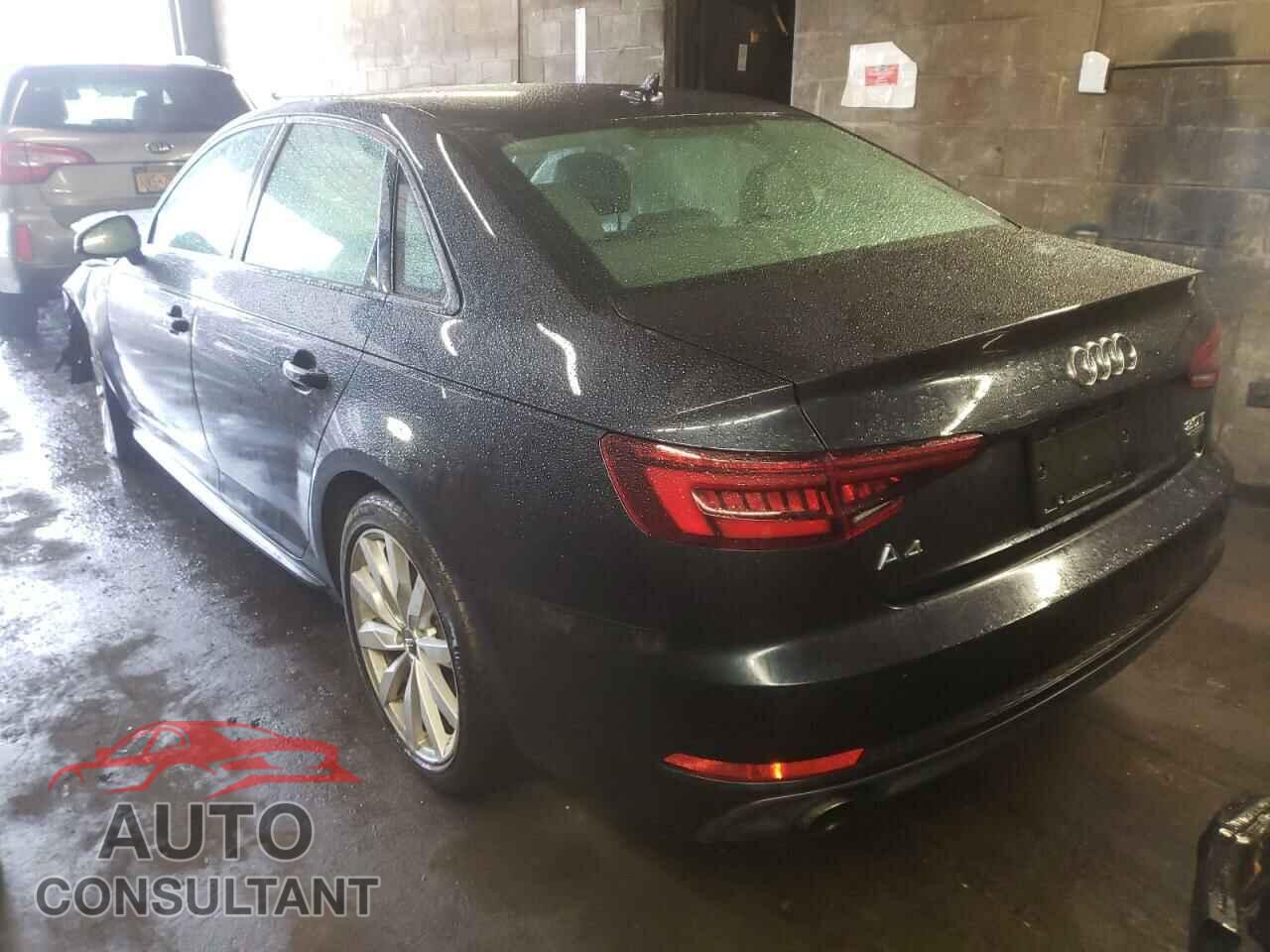 AUDI A4 2018 - WAUDNAF46JA045567