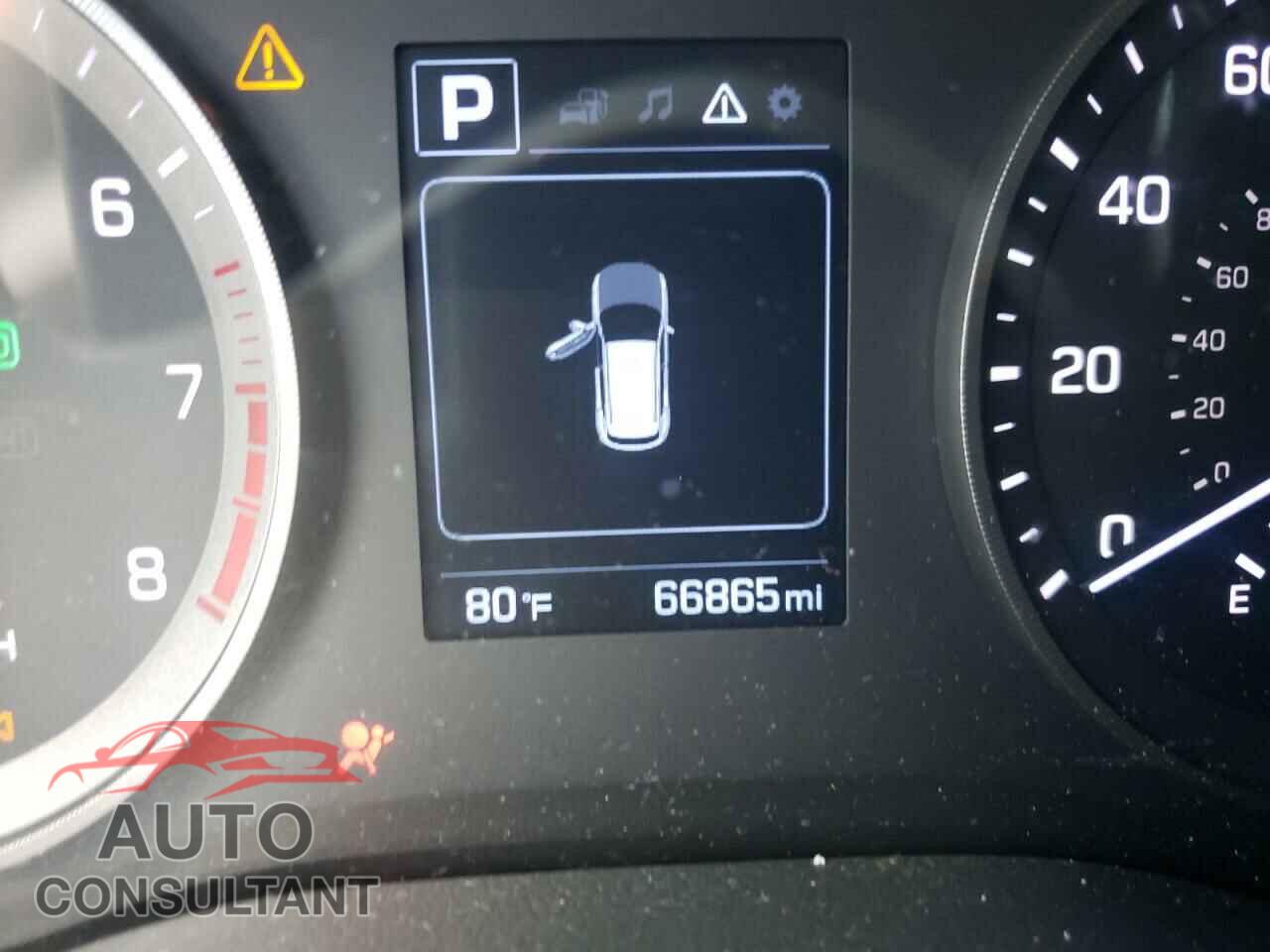 HYUNDAI ACCENT 2017 - KM8J33A42HU528637