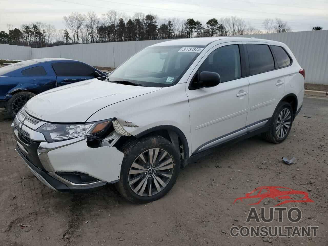 MITSUBISHI OUTLANDER 2019 - JA4AZ3A31KZ013188