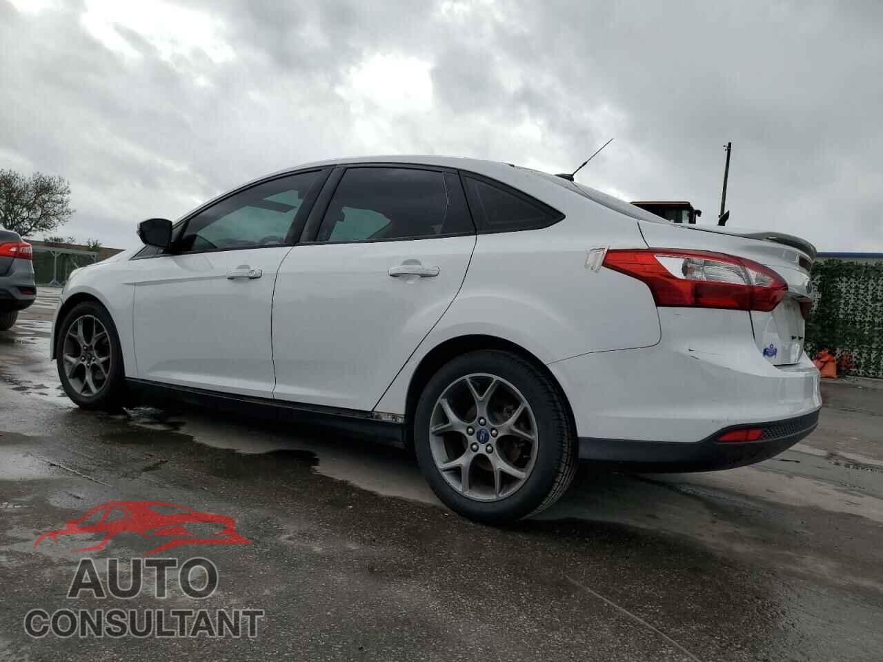 FORD FOCUS 2013 - 1FADP3F2XDL376156