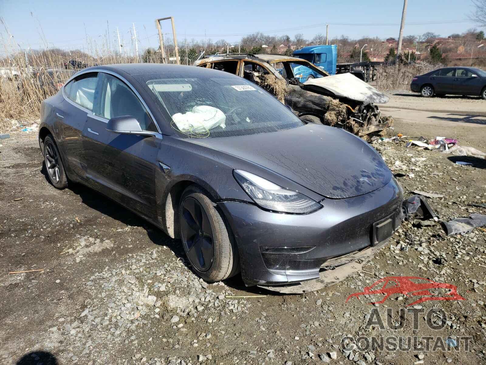 TESLA MODEL 3 2018 - 5YJ3E1EB8JF119223