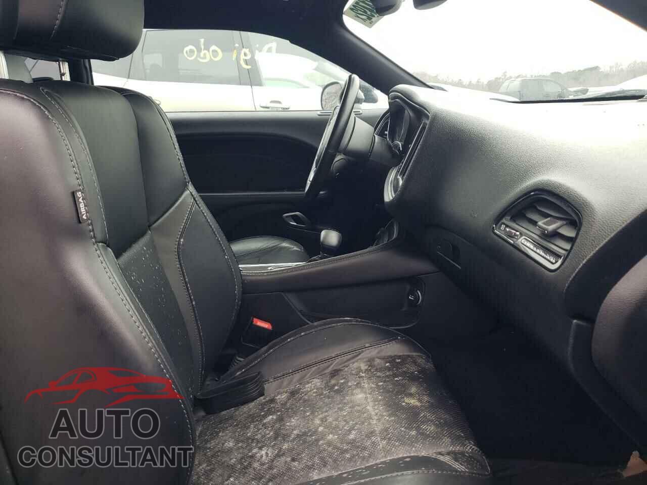 DODGE CHALLENGER 2016 - 2C3CDZBT9GH138000