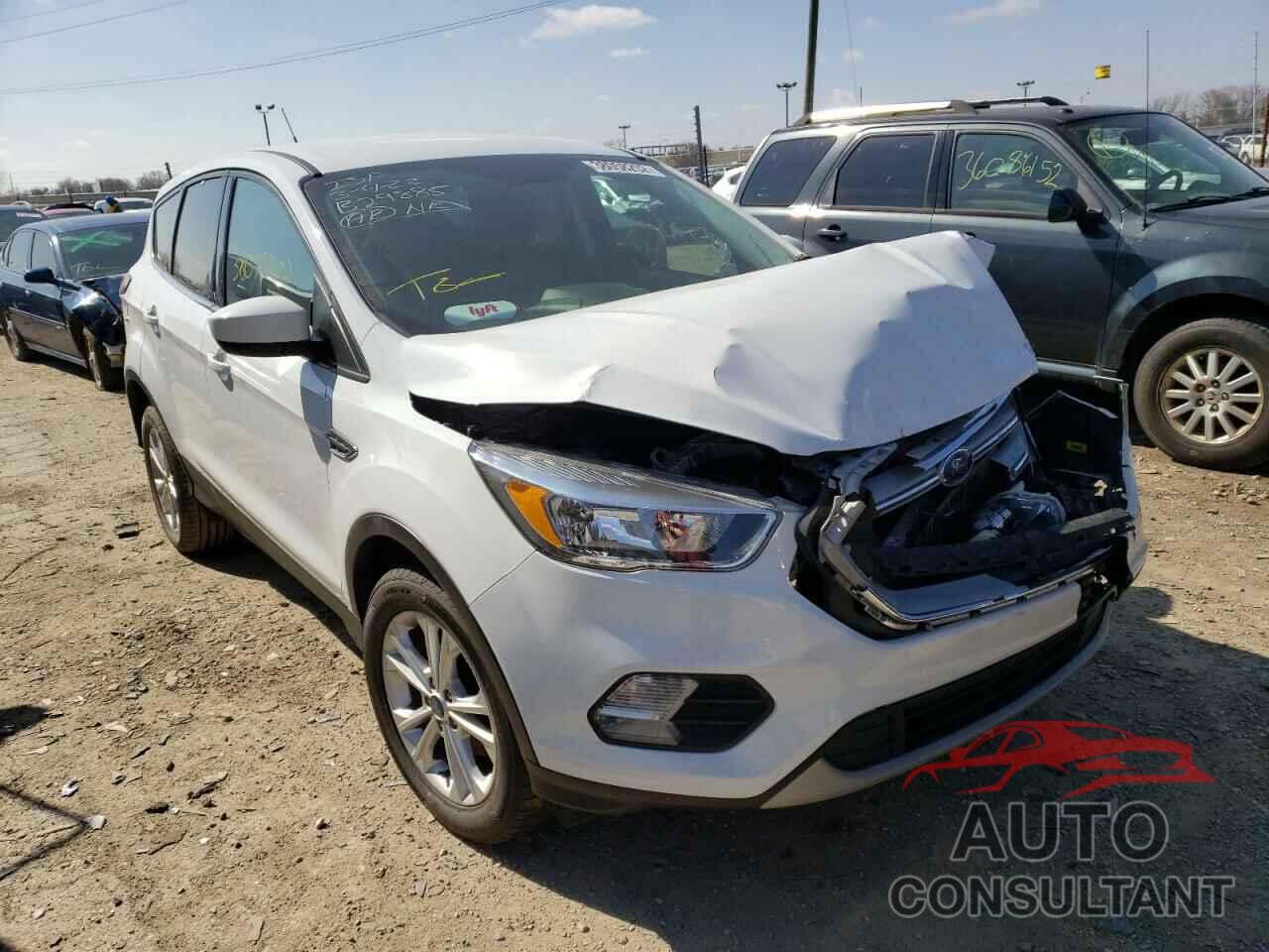 FORD ESCAPE 2019 - 1FMCU0GD5KUB29885