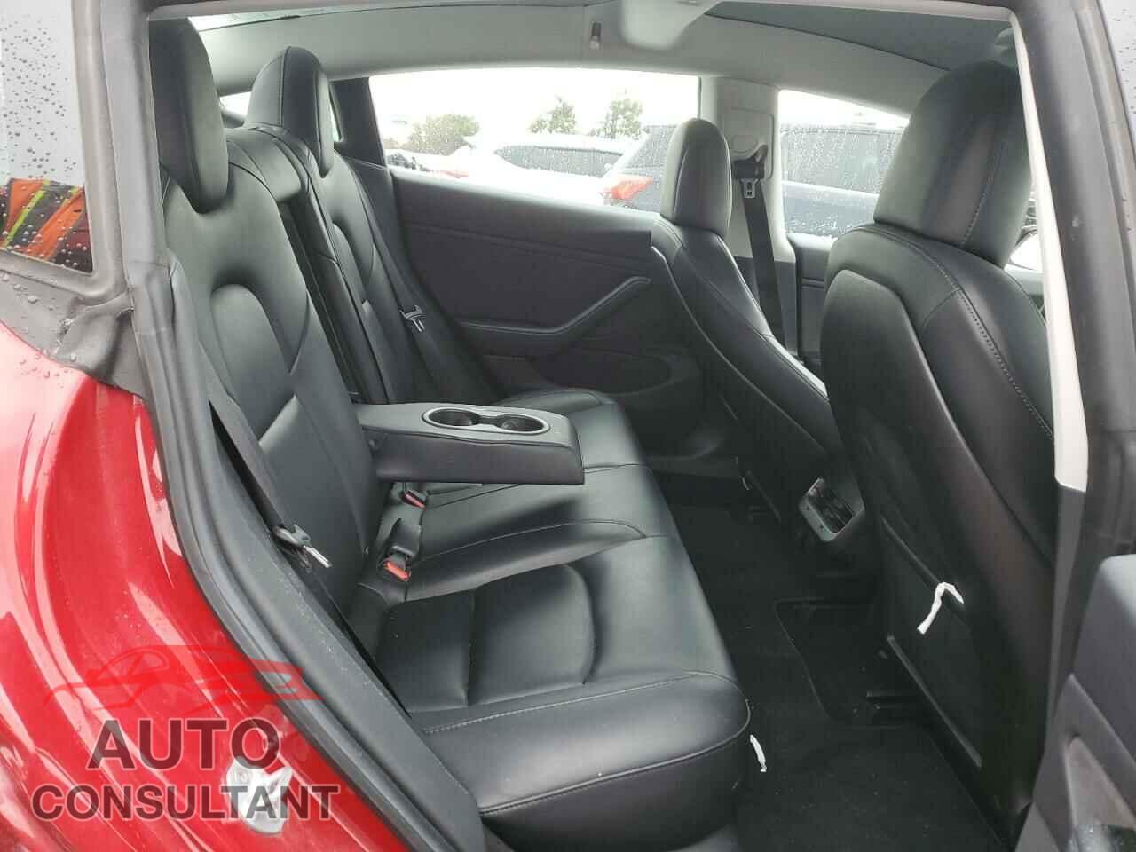 TESLA MODEL 3 2019 - 5YJ3E1EB4KF440483