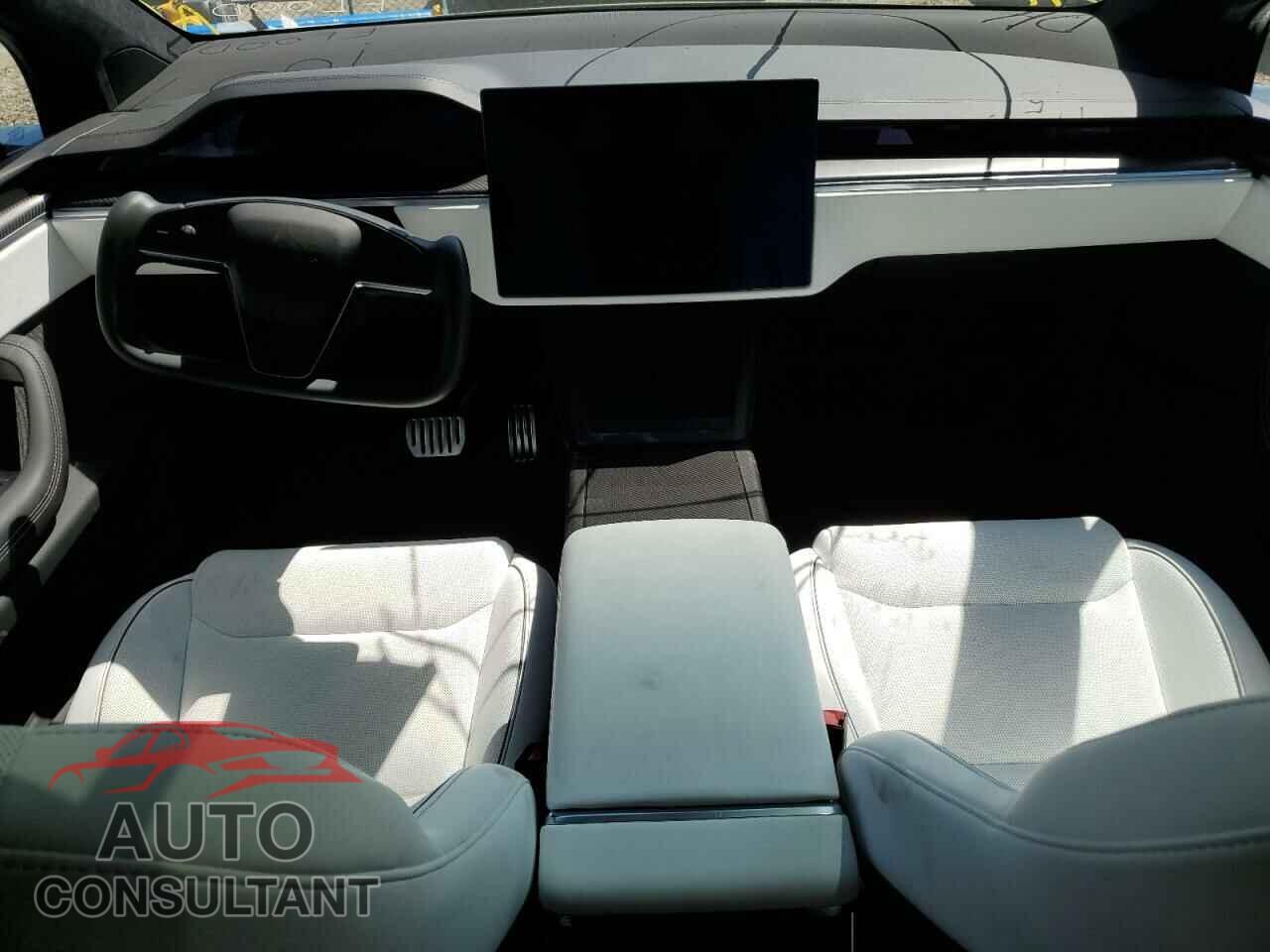 TESLA MODEL X 2023 - 7SAXCBE60PF372838